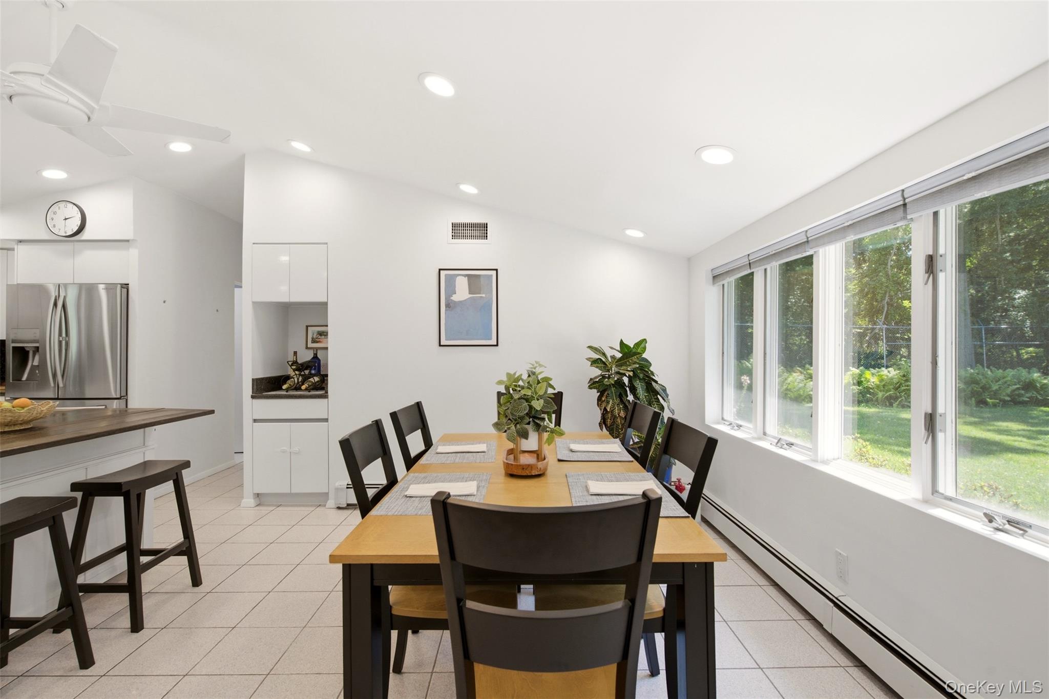  355 Bread And Cheese Hollow Road, Northport, NY, 11768 - 物件實景
