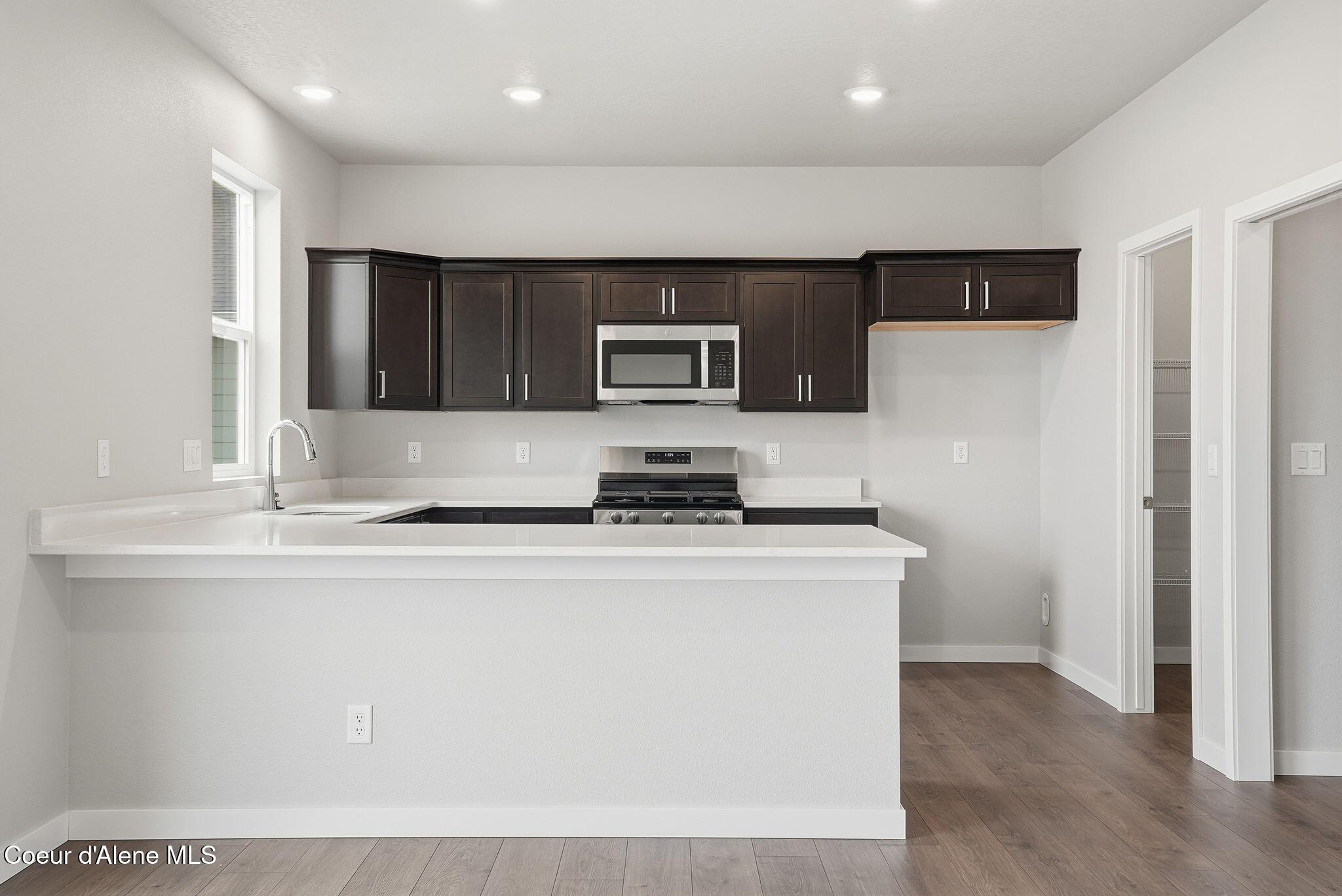 Post Falls, Idaho, 83854, United States, 3 Bedrooms Bedrooms, ,2 BathroomsBathrooms,Residential,For Sale,2034145