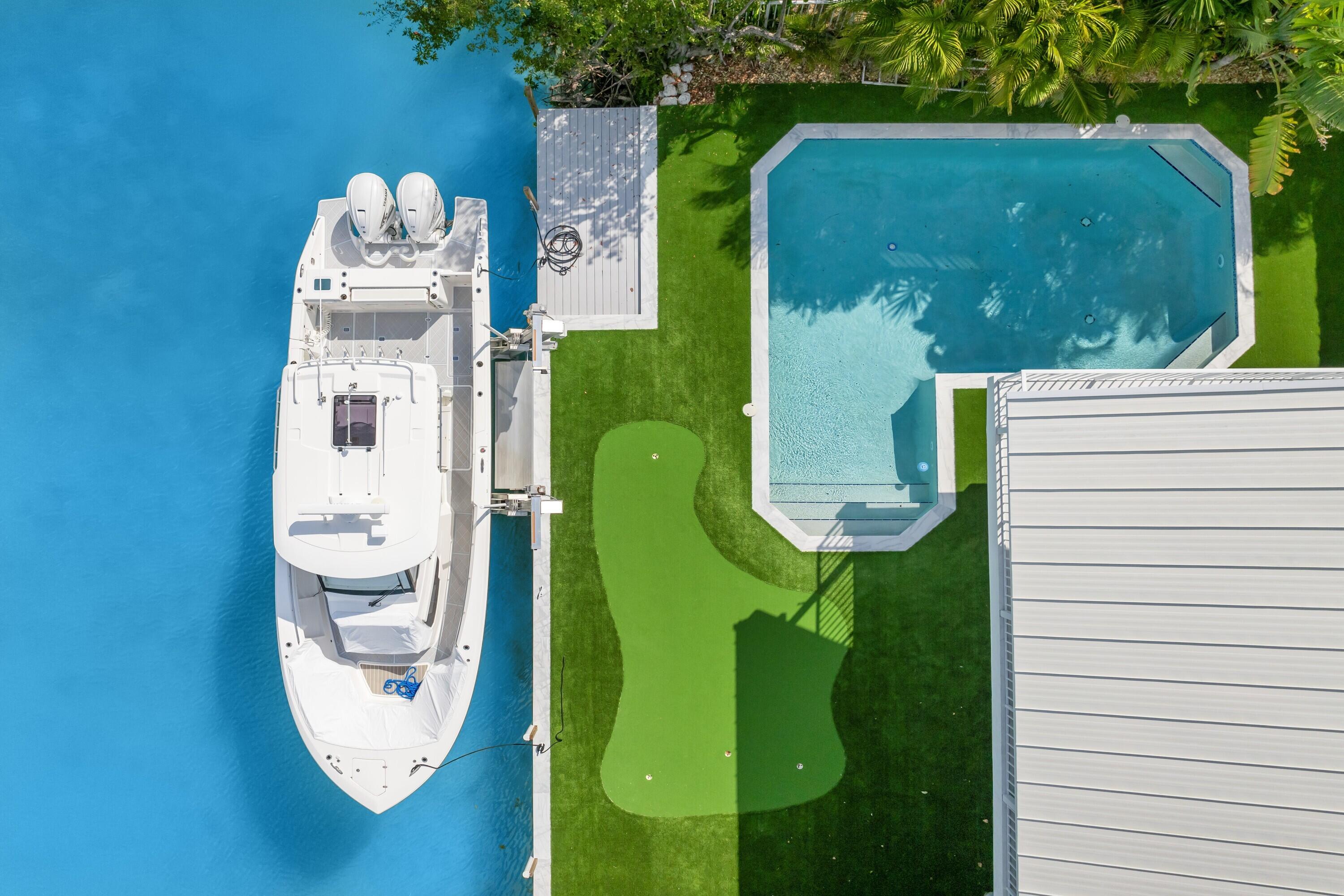 Duck, Florida, 33050, United States, 3 Bedrooms Bedrooms, ,3 BathroomsBathrooms,Residential,For Sale,1793374