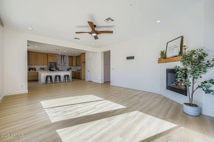 Peoria, Arizona, 85383, United States, 4 Bedrooms Bedrooms, ,4 BathroomsBathrooms,Residential,For Sale,1993879