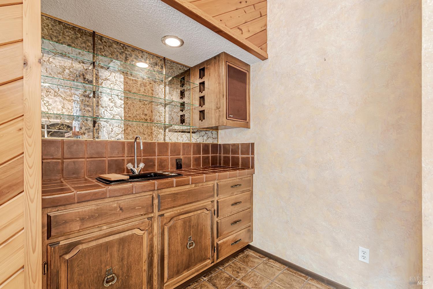 Sebastopol, California, 95472, United States, 3 Bedrooms Bedrooms, ,3 BathroomsBathrooms,Residential,For Sale,1895482