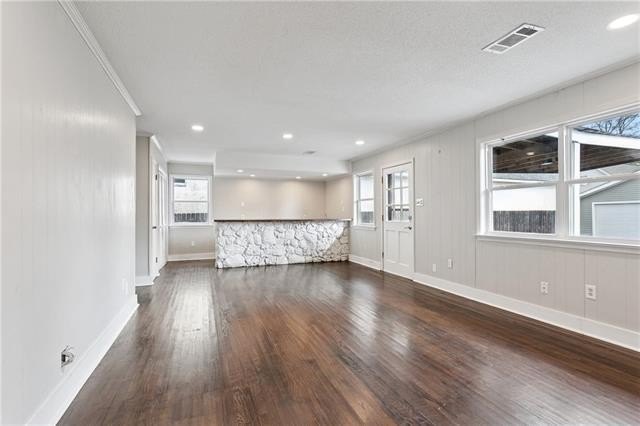 Metairie, Louisiana, 70005, United States, 3 Bedrooms Bedrooms, ,3 BathroomsBathrooms,Residential,For Sale,2009757