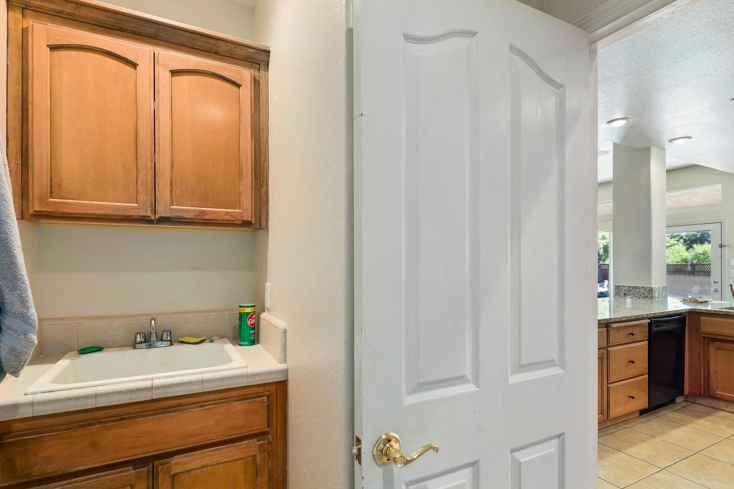 Valley Springs, California, 95252, United States, 3 Bedrooms Bedrooms, ,2 BathroomsBathrooms,Residential,For Sale,1981889