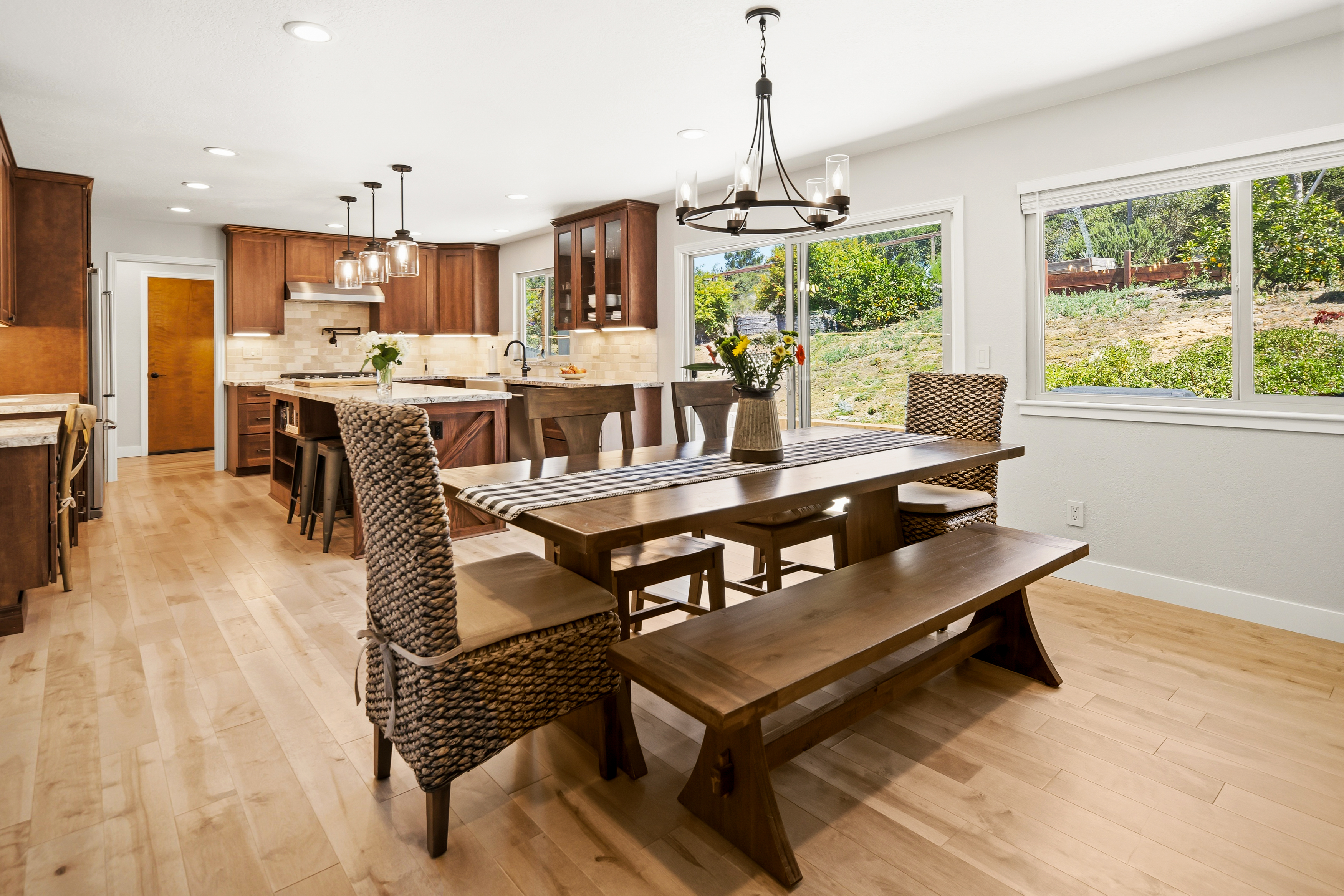  8607 Berta Canyon Court - 物件實景
