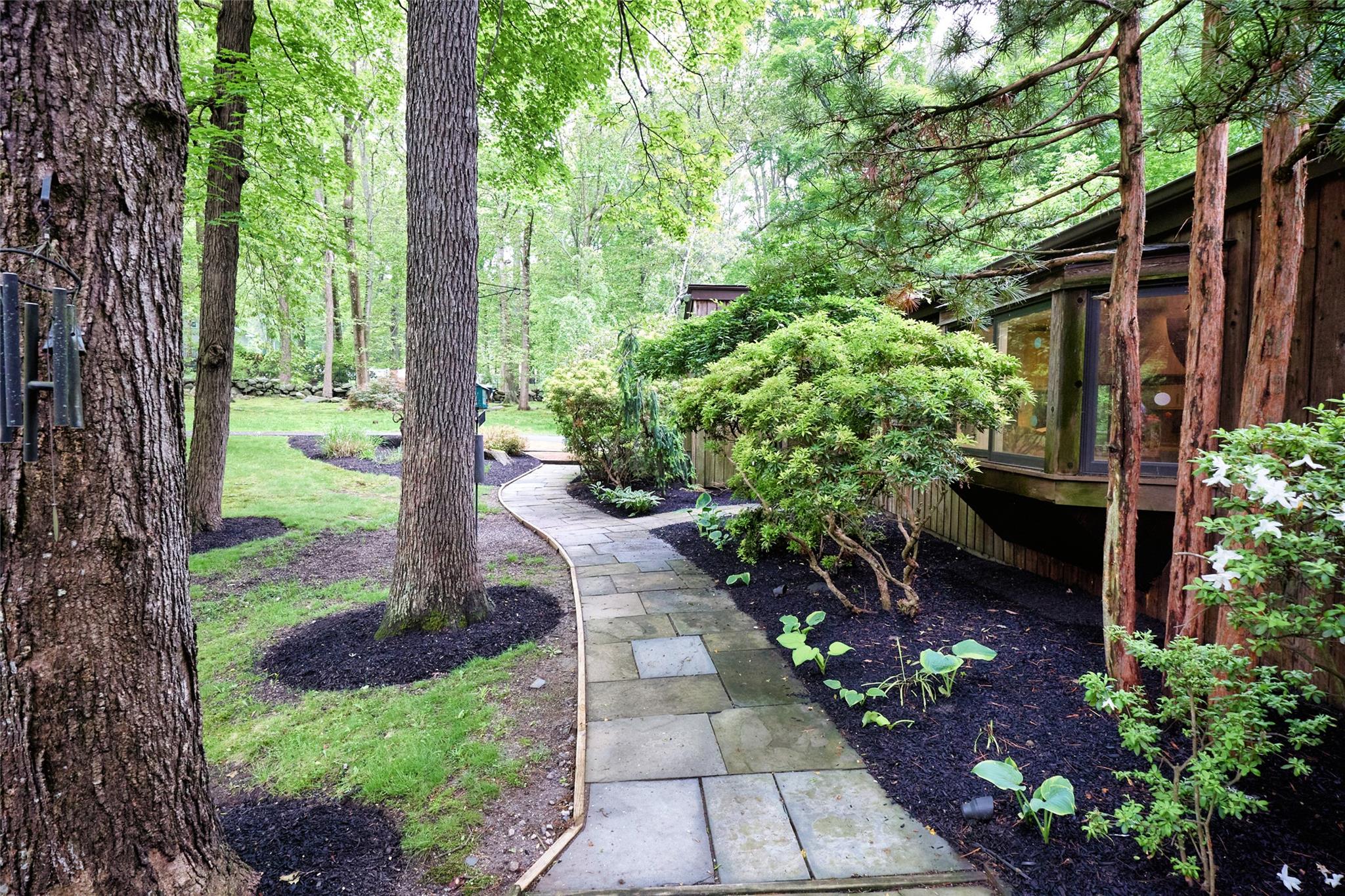 Katonah, New York, 10536, United States, 4 Bedrooms Bedrooms, ,4 BathroomsBathrooms,Residential,For Sale,1827293