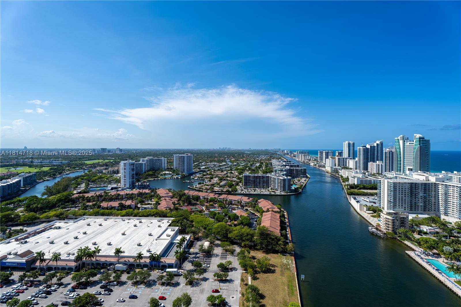 Hallandale Beach, Florida, 33009, United States, 2 Bedrooms Bedrooms, ,2 BathroomsBathrooms,Residential,For Sale,1840698