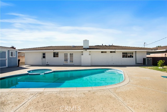 Rialto, California, 92376, United States, 4 Bedrooms Bedrooms, ,2 BathroomsBathrooms,Residential,For Sale,1989917