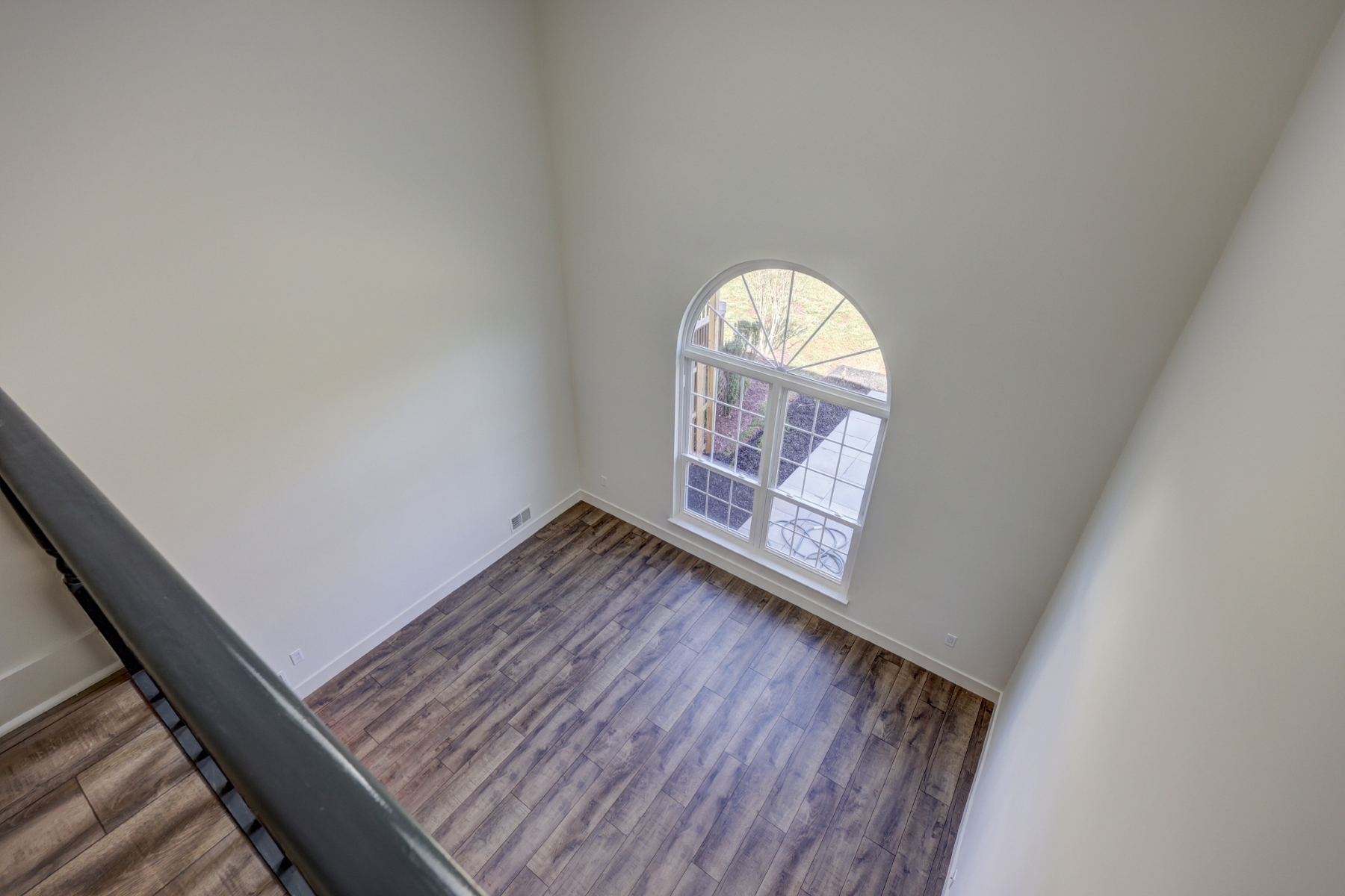  ?Chambers Brook? Townhome Offers Modern Luxury and Idyllic Surroundings - 物件實景