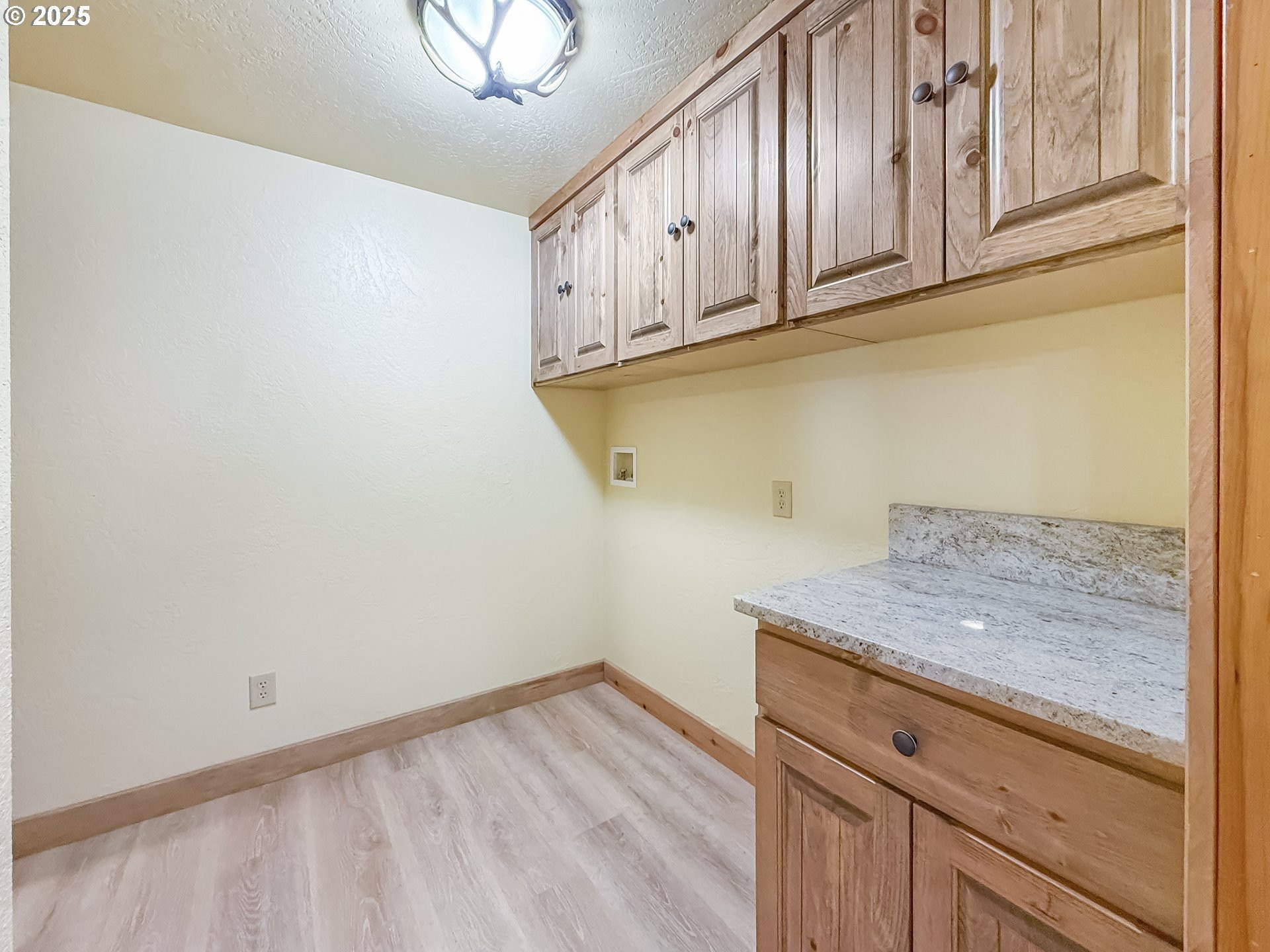 Brookings, Oregon, 97415, United States, 4 Bedrooms Bedrooms, ,2 BathroomsBathrooms,Residential,For Sale,1938199
