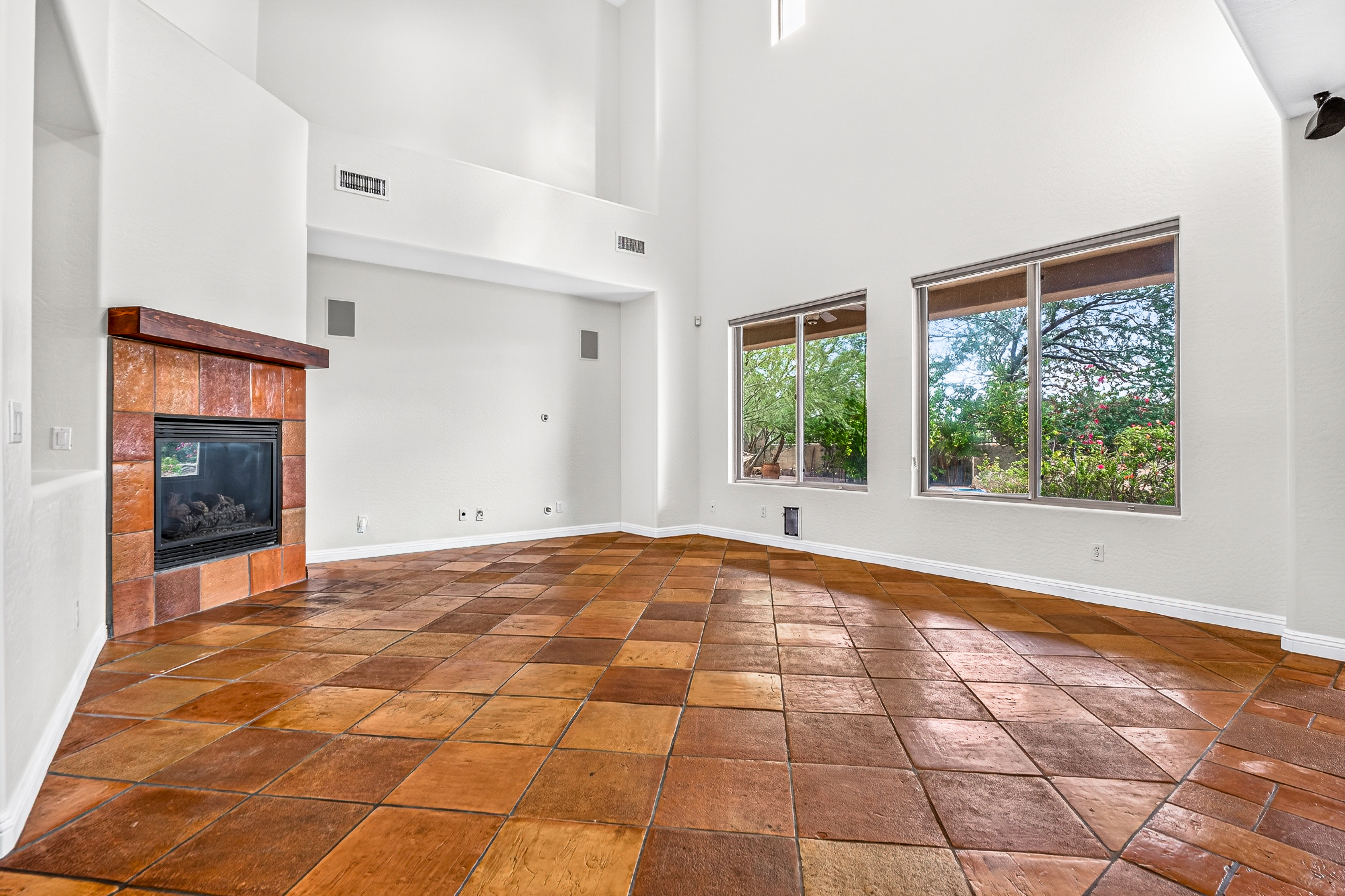  8727 W Buckhorn Trail¦Peoria, AZ - 物件實景