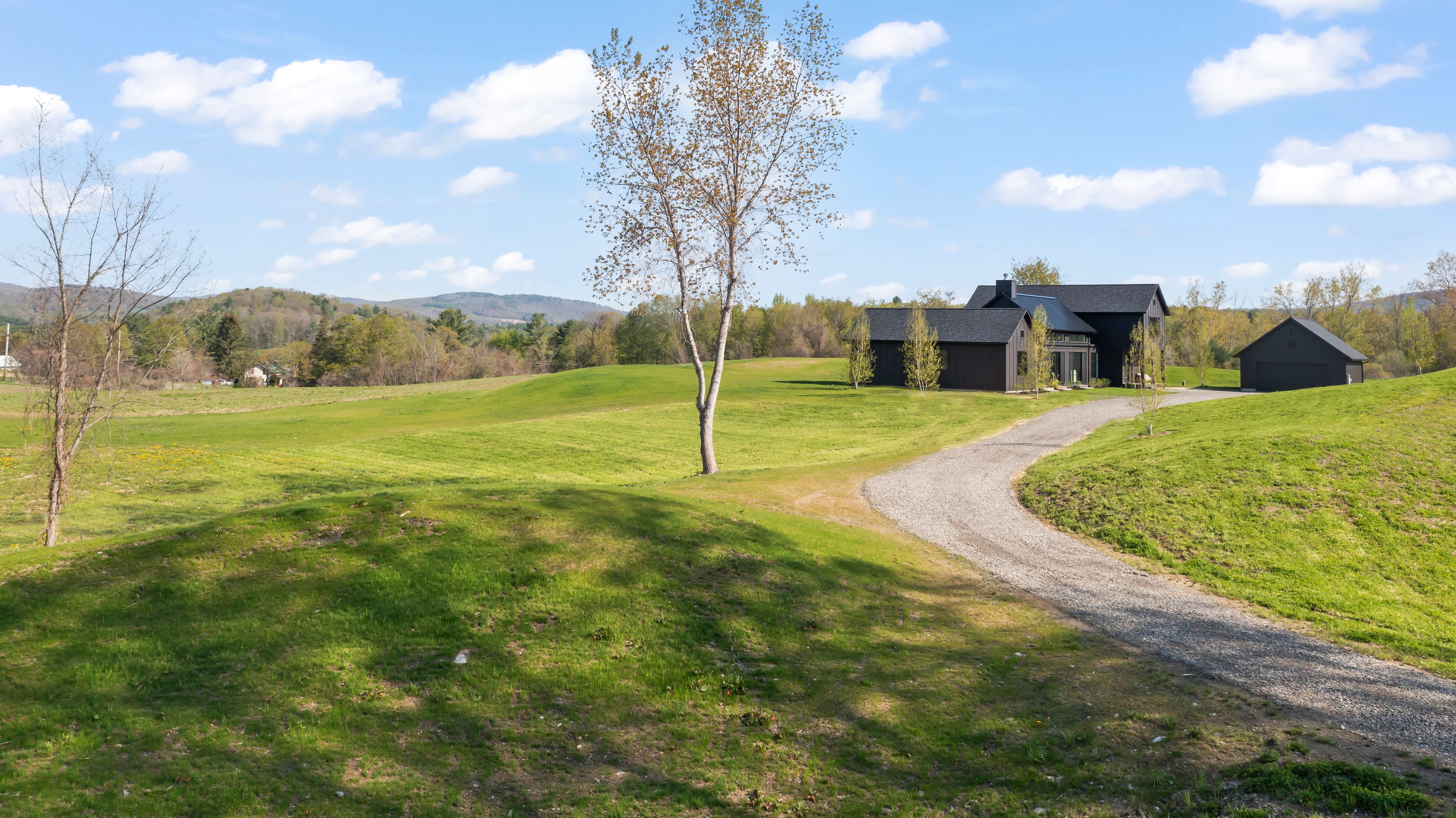  110 Mansfield Road, Hillsdale, NY 12529 - 物件實景