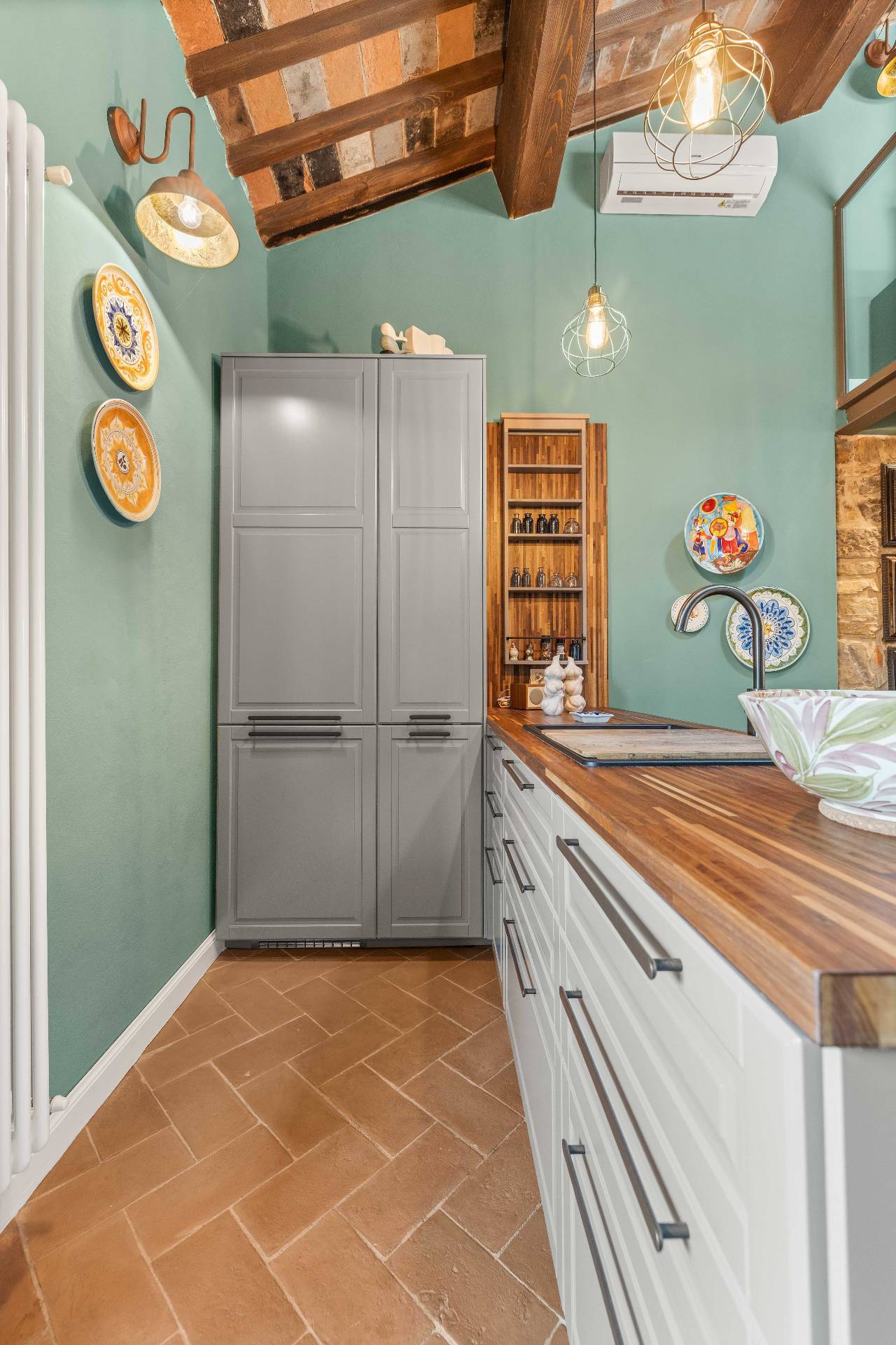 Firenze, Firenze, 50100, IT, 3 Bedrooms Bedrooms, ,3 BathroomsBathrooms,Residential,For Sale,1882451