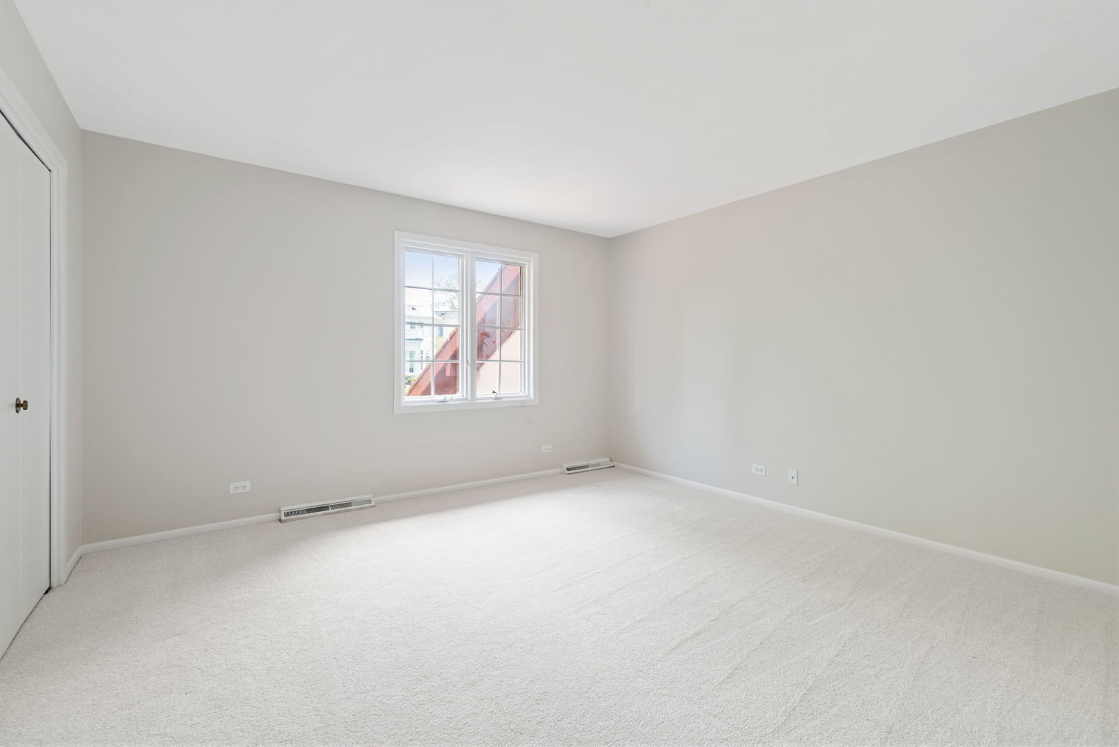 Oak Brook, Illinois, 60523, United States, 5 Bedrooms Bedrooms, ,6 BathroomsBathrooms,Residential,For Sale,1796873