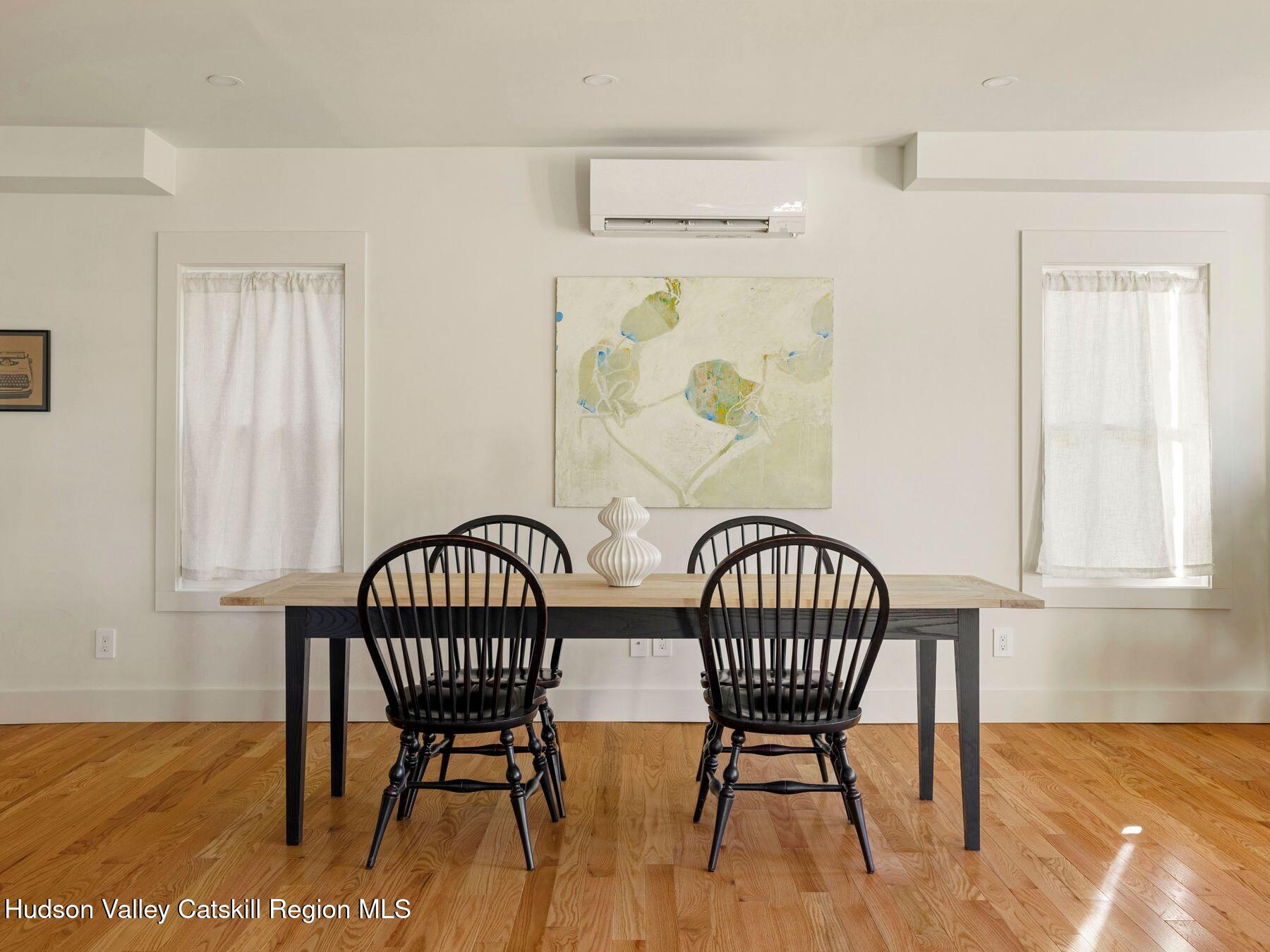 Rosendale, New York, 12472, United States, 3 Bedrooms Bedrooms, ,3 BathroomsBathrooms,Residential,For Sale,1998107