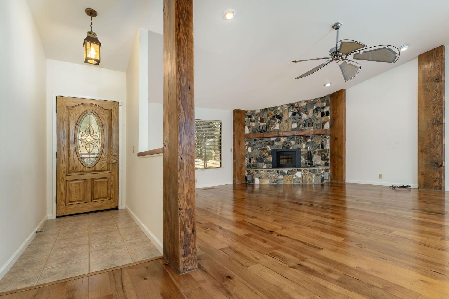 Grass Valley, California, 95949, United States, 4 Bedrooms Bedrooms, ,4 BathroomsBathrooms,Residential,For Sale,2015121