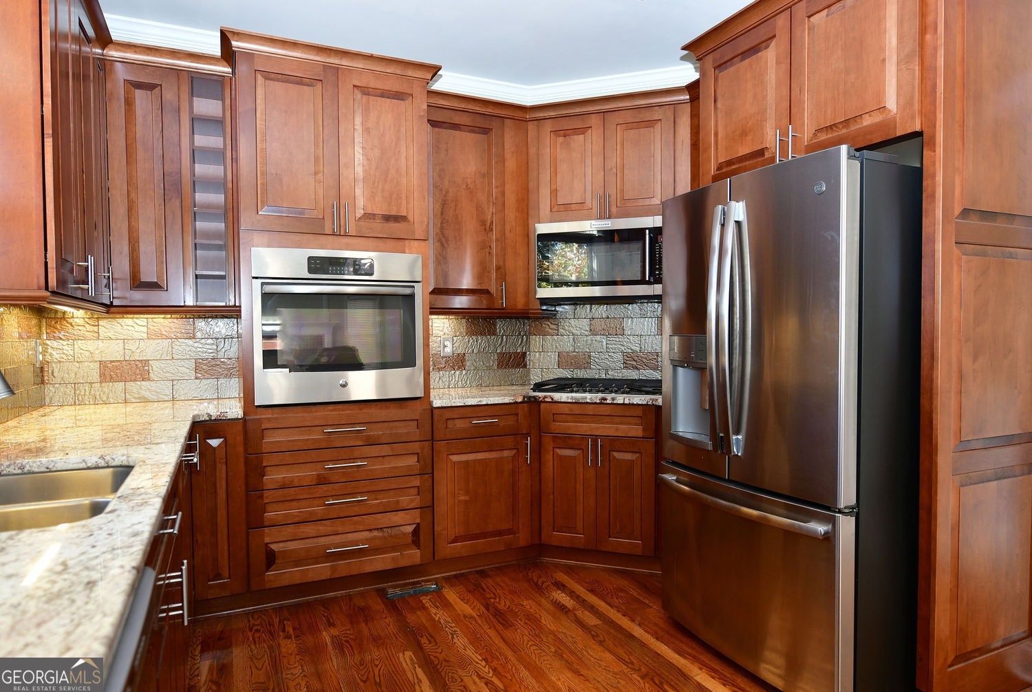 Hoschton, Georgia, 30548, United States, 5 Bedrooms Bedrooms, ,4 BathroomsBathrooms,Residential,For Sale,1992517