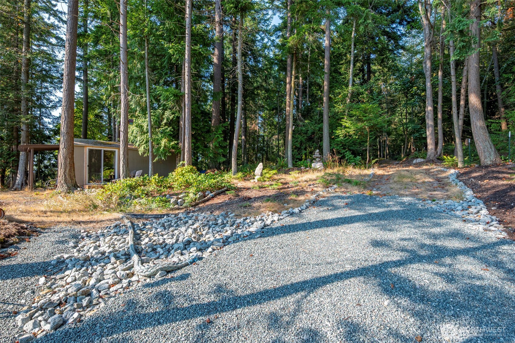 La Conner, Washington, 98257, United States, 2 Bedrooms Bedrooms, ,4 BathroomsBathrooms,Residential,For Sale,1951014