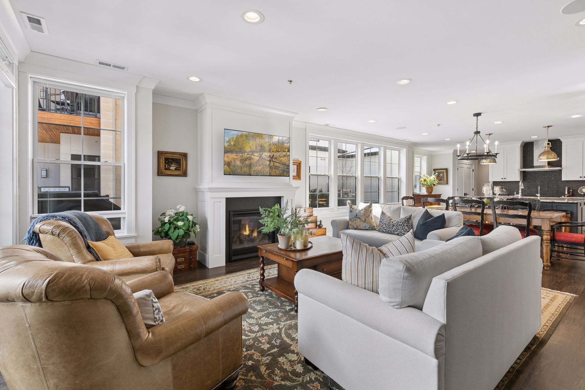  Gorgeous Light-Filled Condo in the Heart of Edina - 物件實景