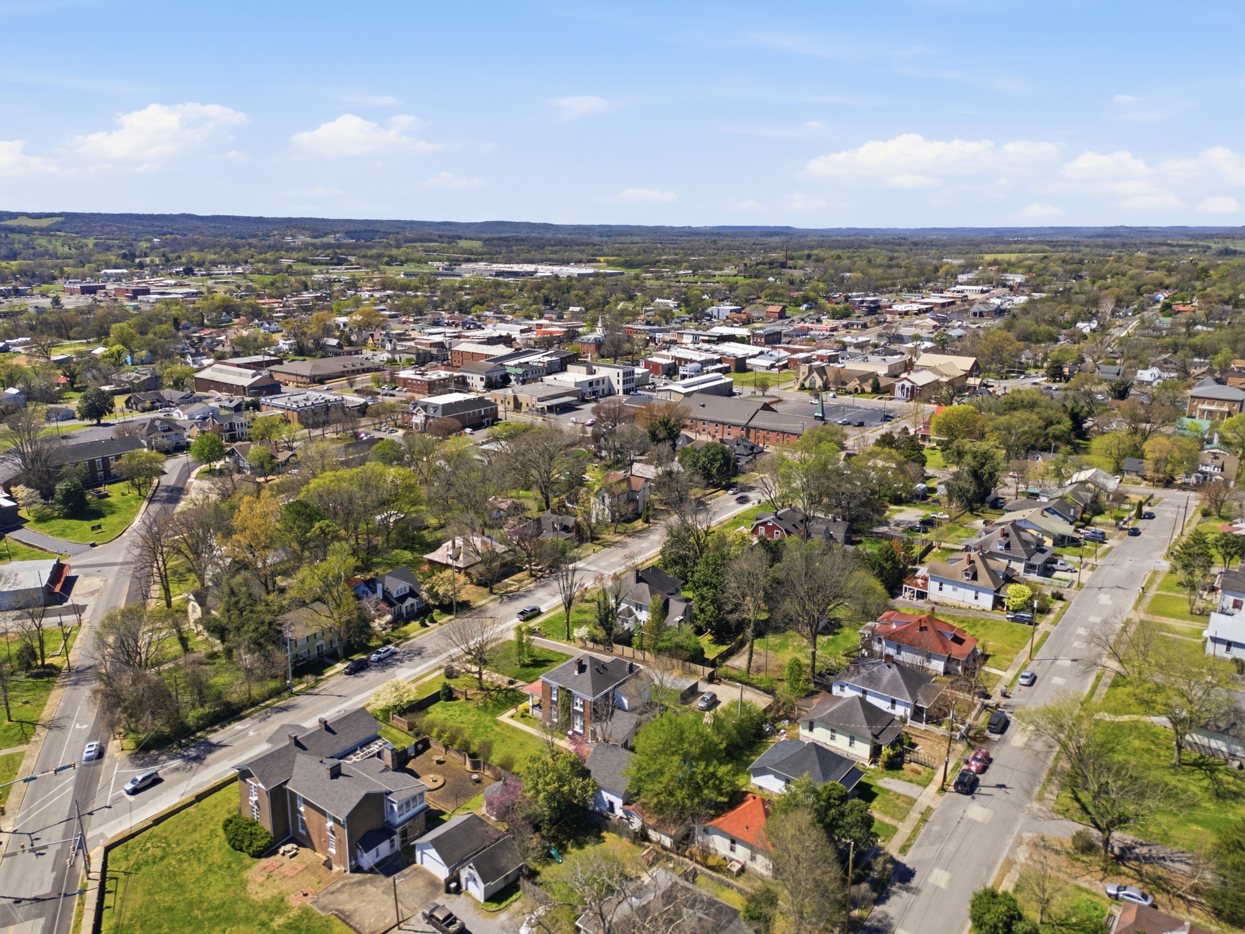  404 Washington Street East, Fayetteville, TN 37334 - 物件實景