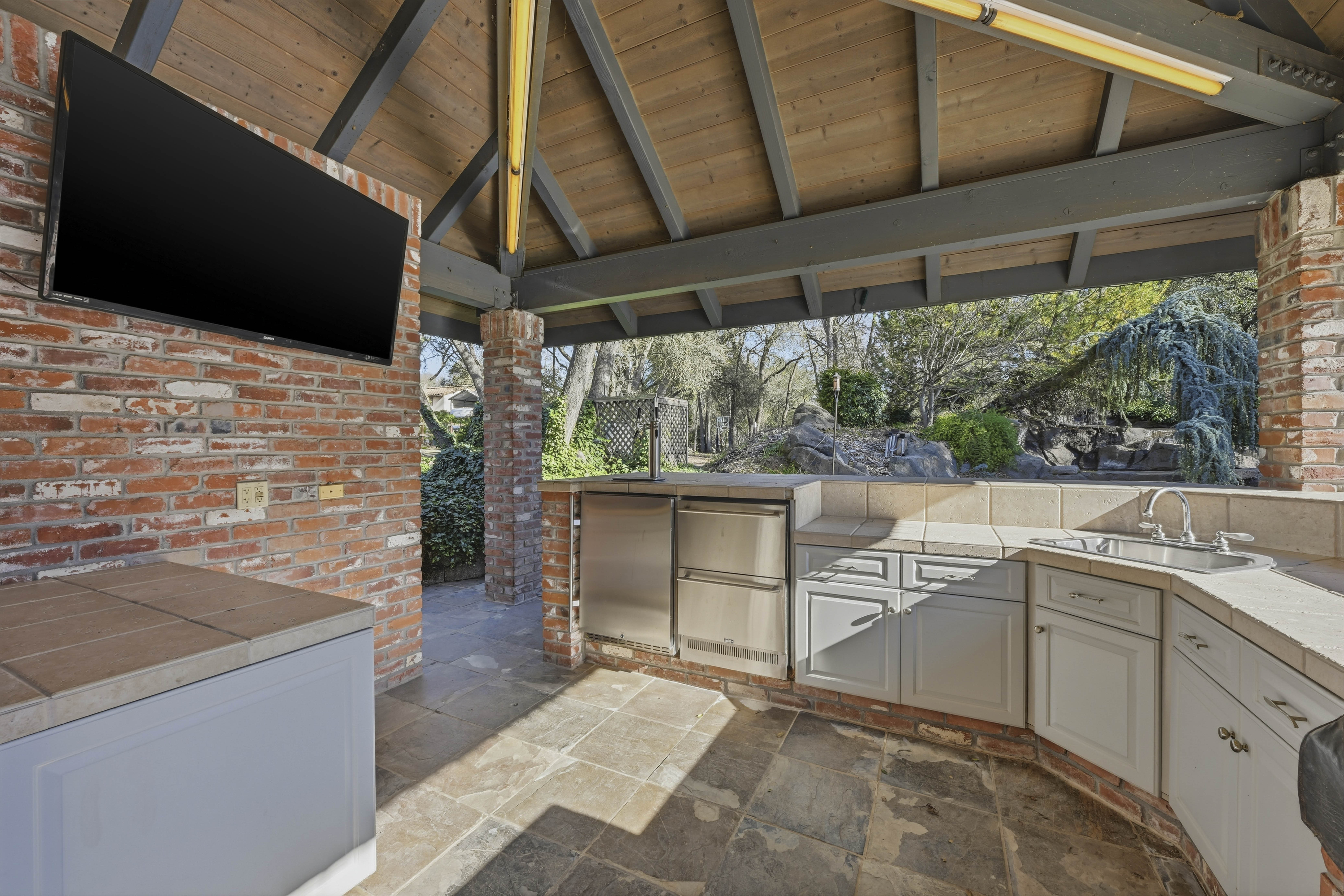  6520 Carolinda Drive, Granite Bay, CA 95746 - 物件實景