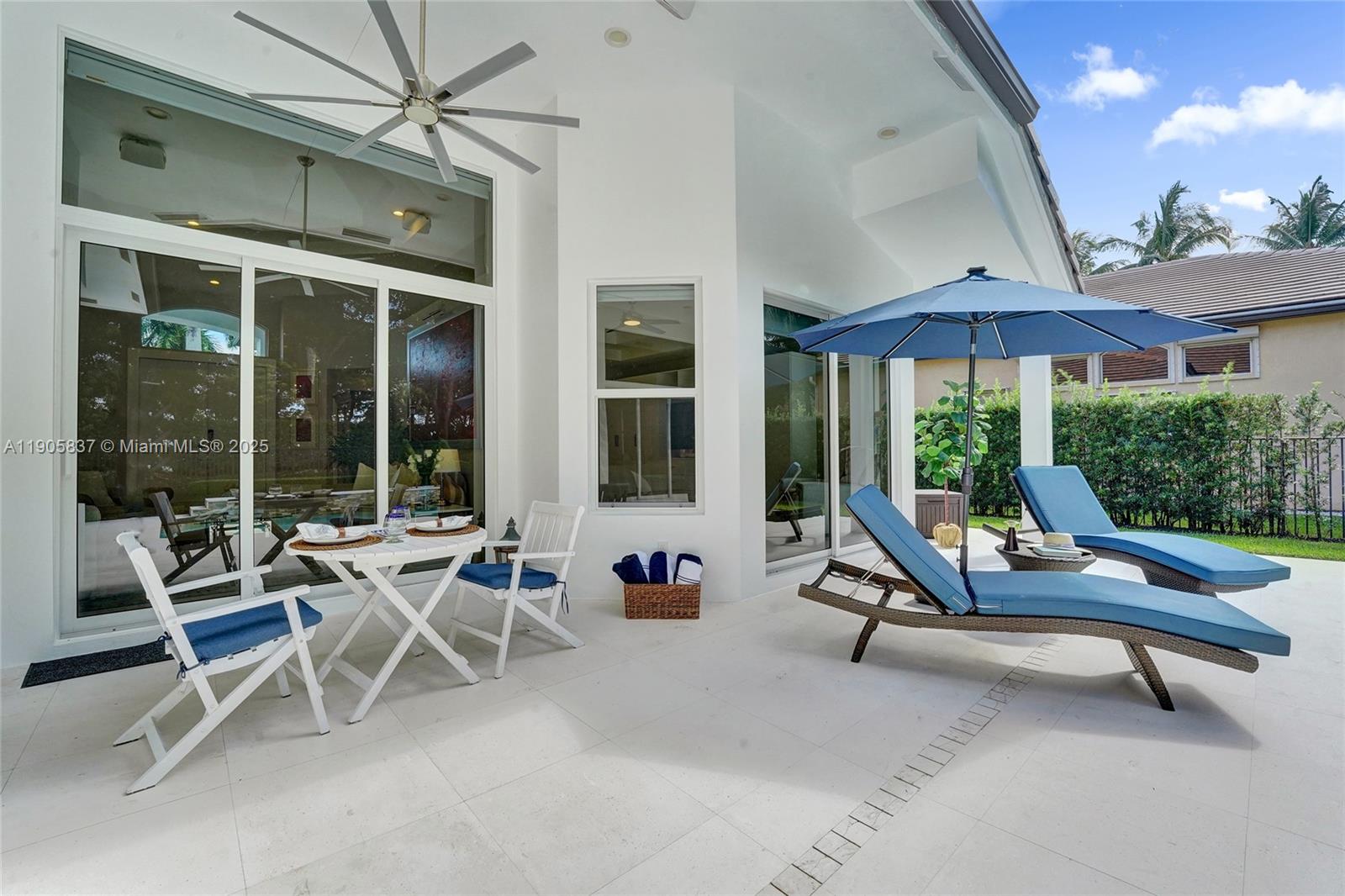 Weston, Florida, 33327, United States, 5 Bedrooms Bedrooms, ,3 BathroomsBathrooms,Residential,For Sale,1991859