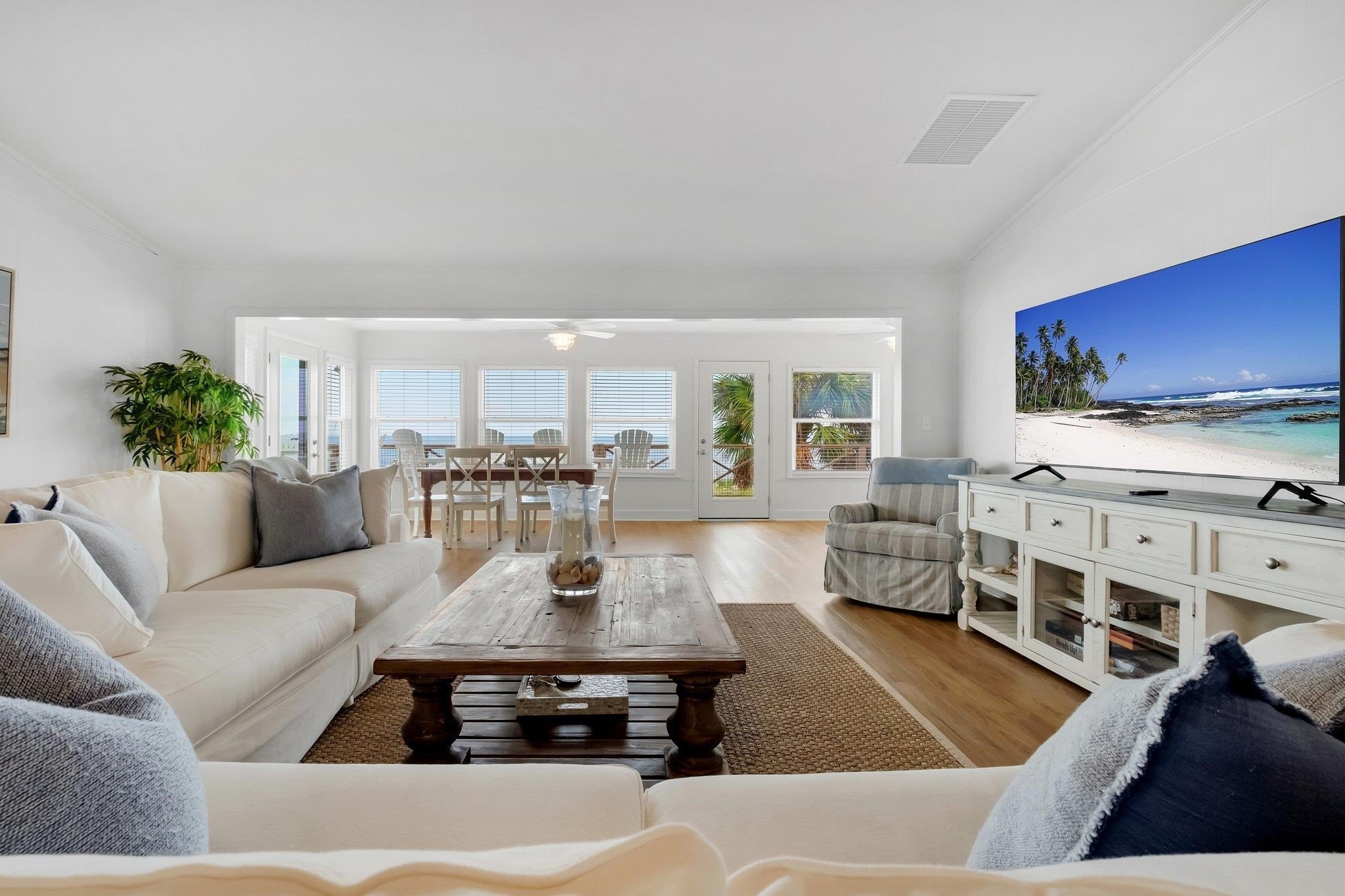 Alligator Point, Florida, 32346, United States, 3 Bedrooms Bedrooms, ,3 BathroomsBathrooms,Residential,For Sale,1943895