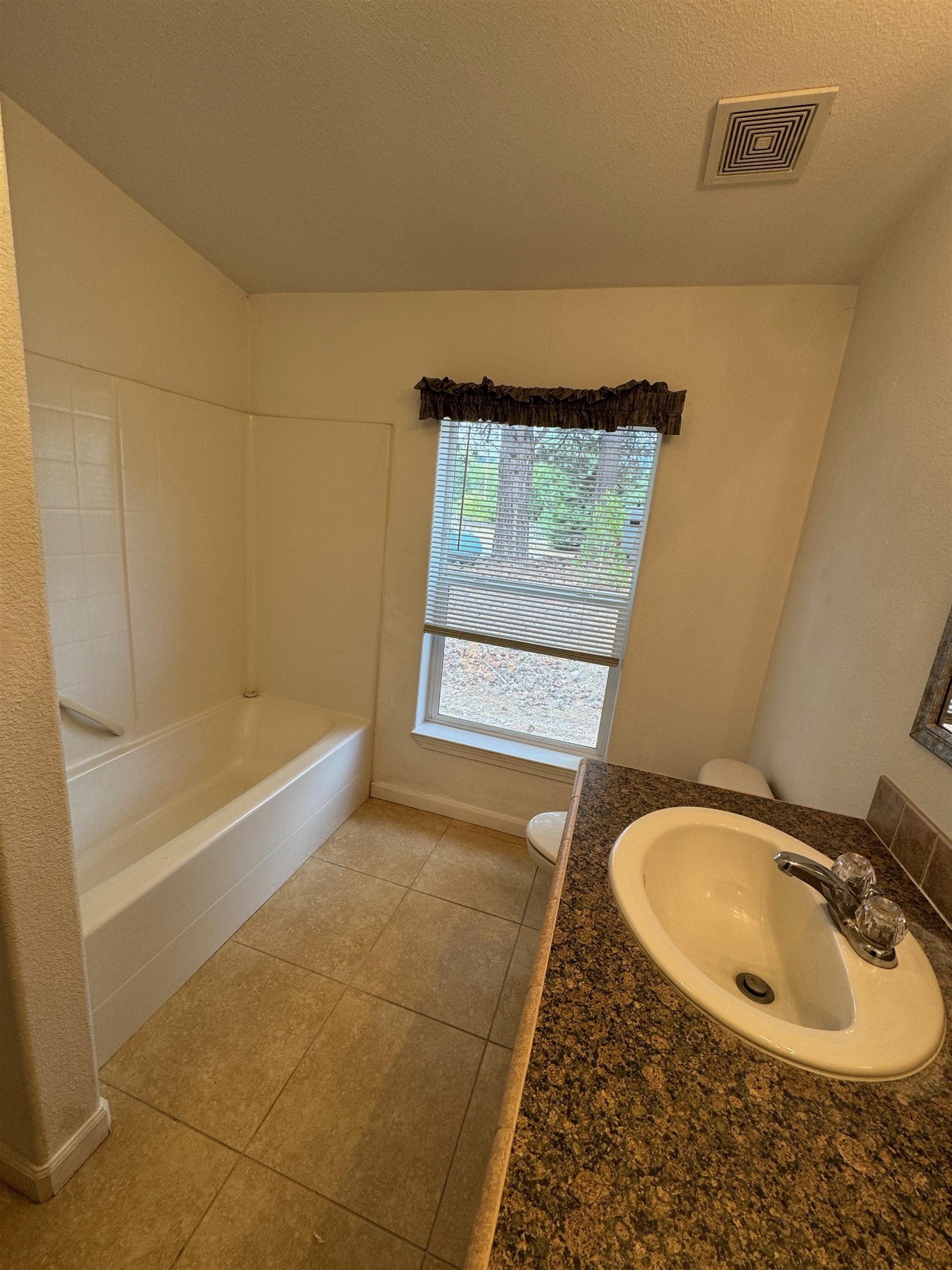 Mt Shasta, California, 96067, United States, 3 Bedrooms Bedrooms, ,2 BathroomsBathrooms,Residential,For Sale,1974393