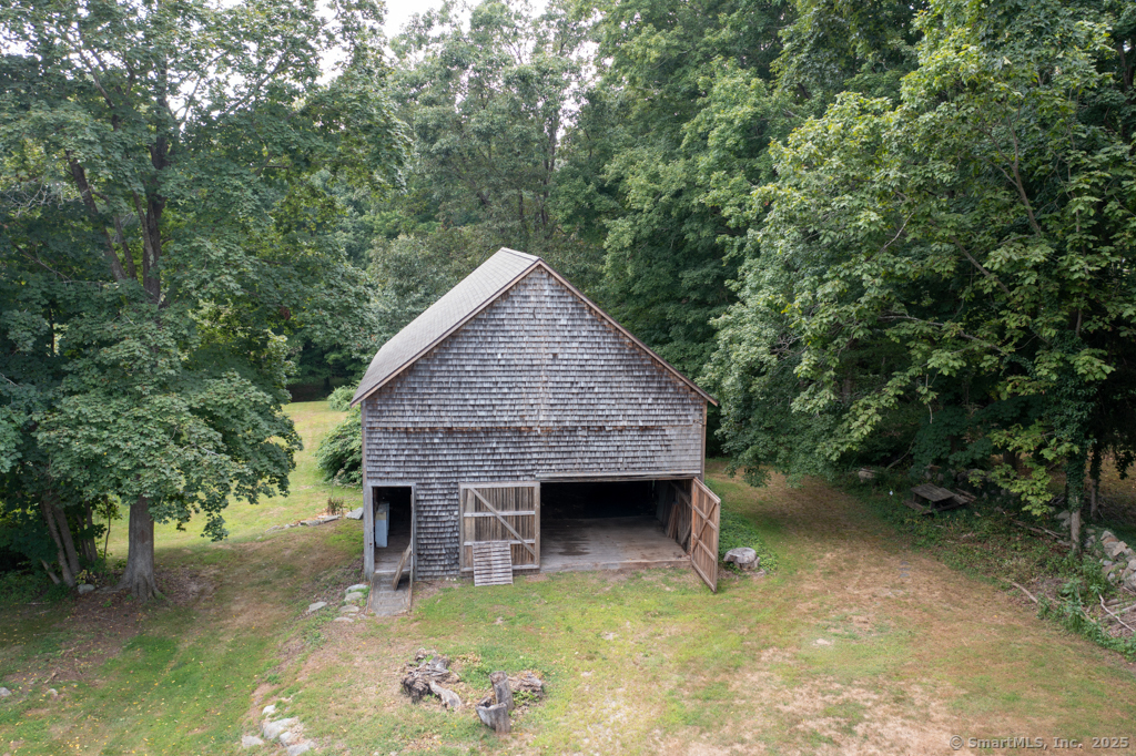 Clinton, Connecticut, 06413, United States, 4 Bedrooms Bedrooms, ,2 BathroomsBathrooms,Residential,For Sale,1998162