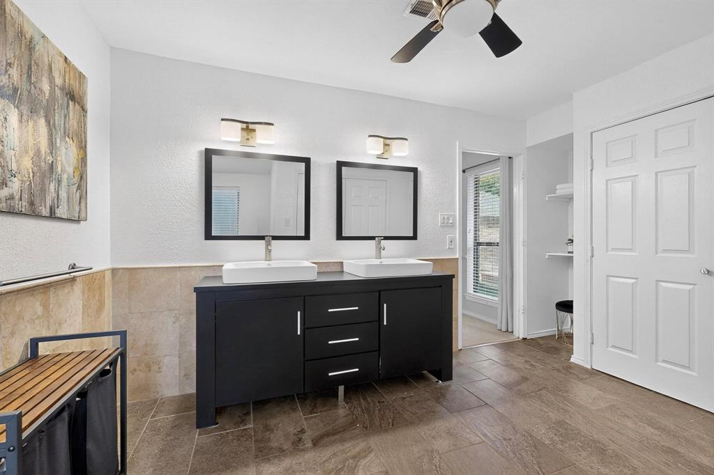 Rockwall, Texas, 75087, United States, 3 Bedrooms Bedrooms, ,2 BathroomsBathrooms,Residential,For Sale,2006389