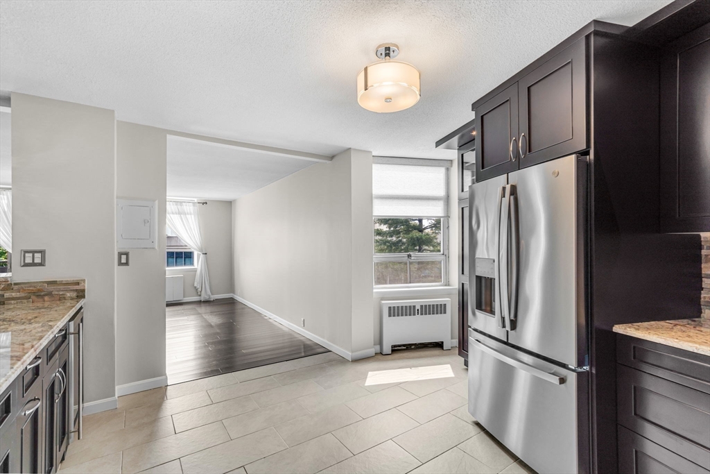 Newton, Massachusetts, 02467, United States, 2 Bedrooms Bedrooms, ,2 BathroomsBathrooms,Residential,For Sale,1847523