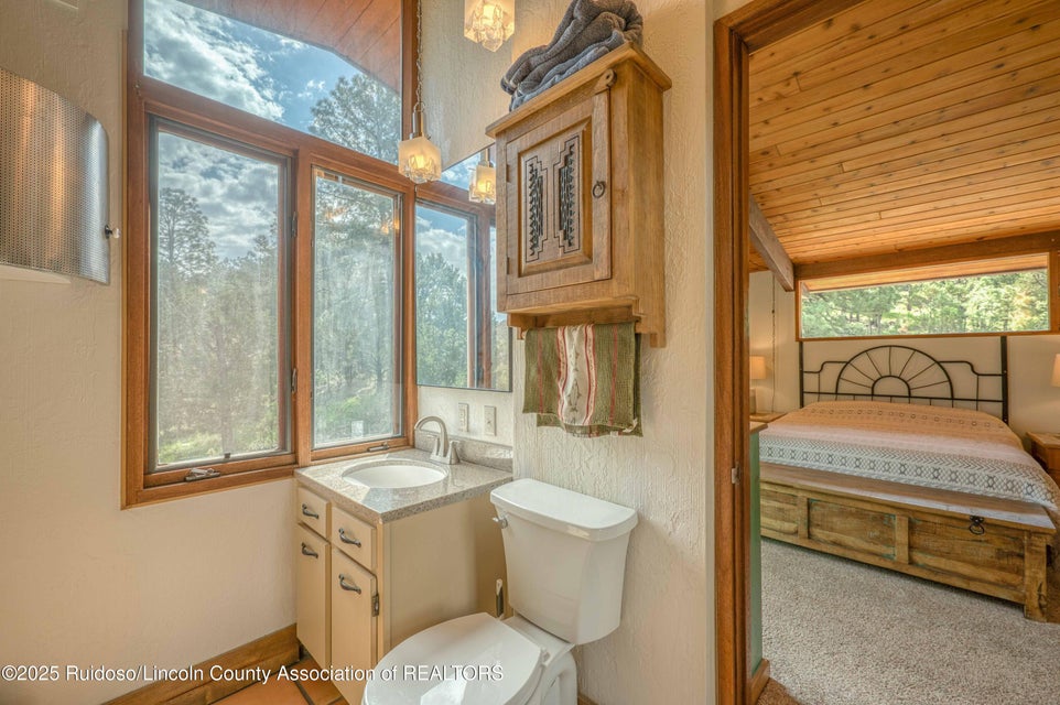 Alto, New Mexico, 88312, United States, 3 Bedrooms Bedrooms, ,2 BathroomsBathrooms,Residential,For Sale,1924263
