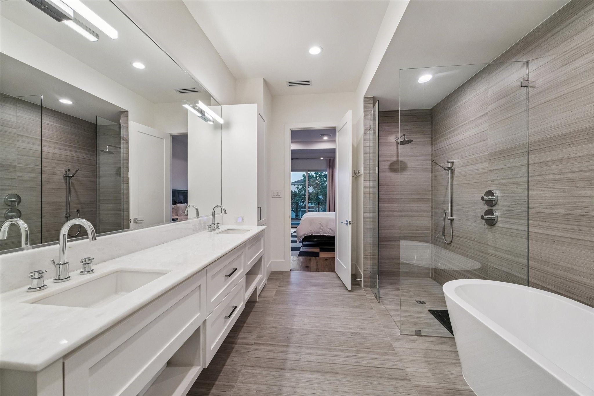  207 Birdsall Street - 物件實景