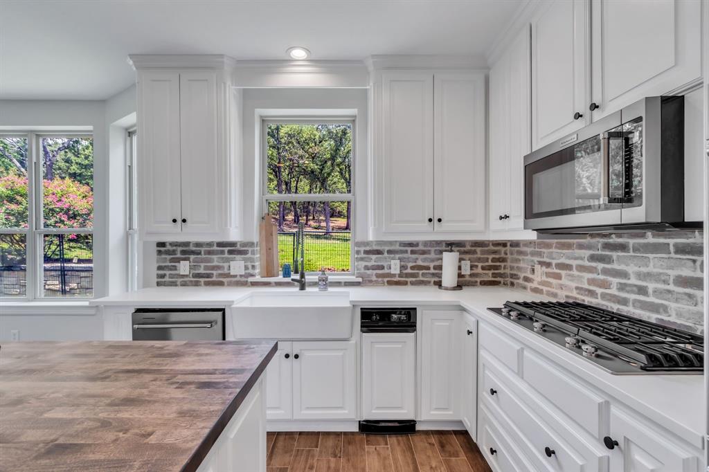 Flower Mound, Texas, 75022, United States, 5 Bedrooms Bedrooms, ,5 BathroomsBathrooms,Residential,For Sale,1895072