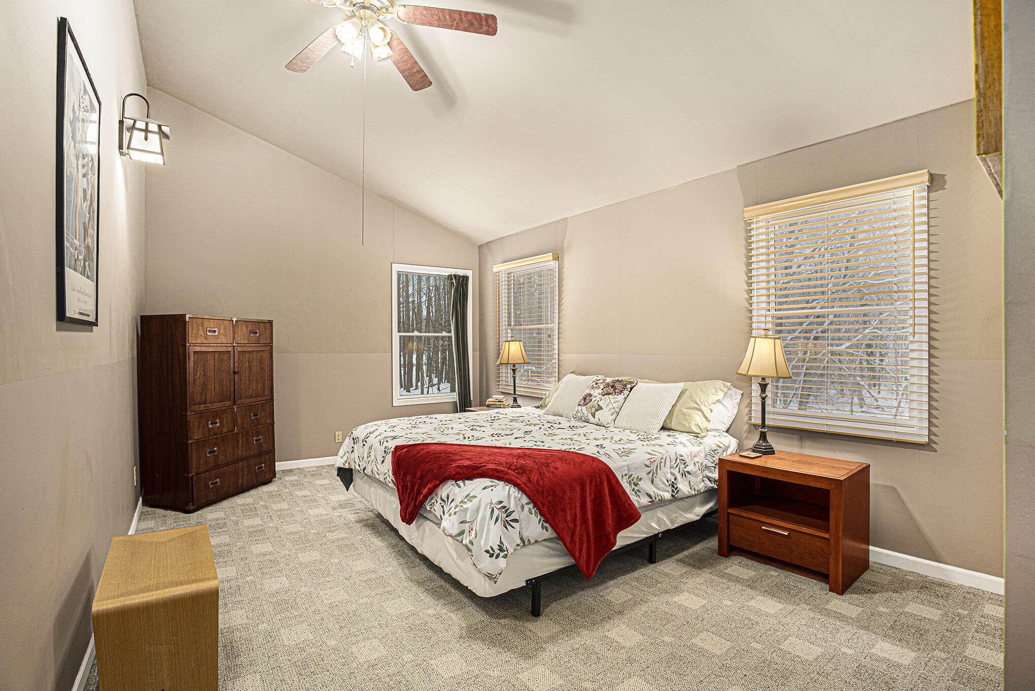 Holland, Michigan, 49423, United States, 4 Bedrooms Bedrooms, ,3 BathroomsBathrooms,Residential,For Sale,2000923