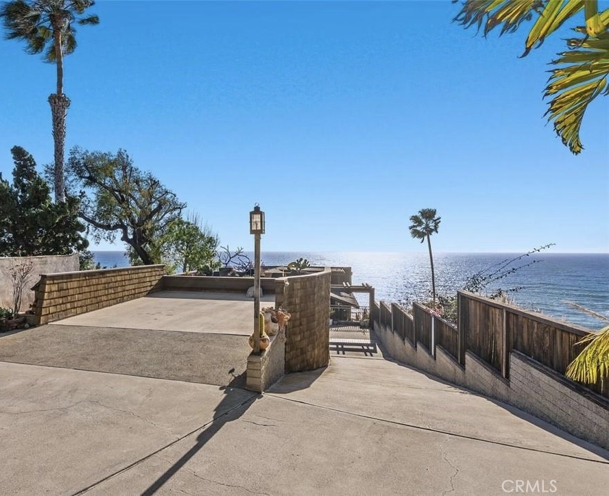 Laguna Beach, California, 92651, United States, 6 Bedrooms Bedrooms, ,7 BathroomsBathrooms,Residential,For Sale,1723948