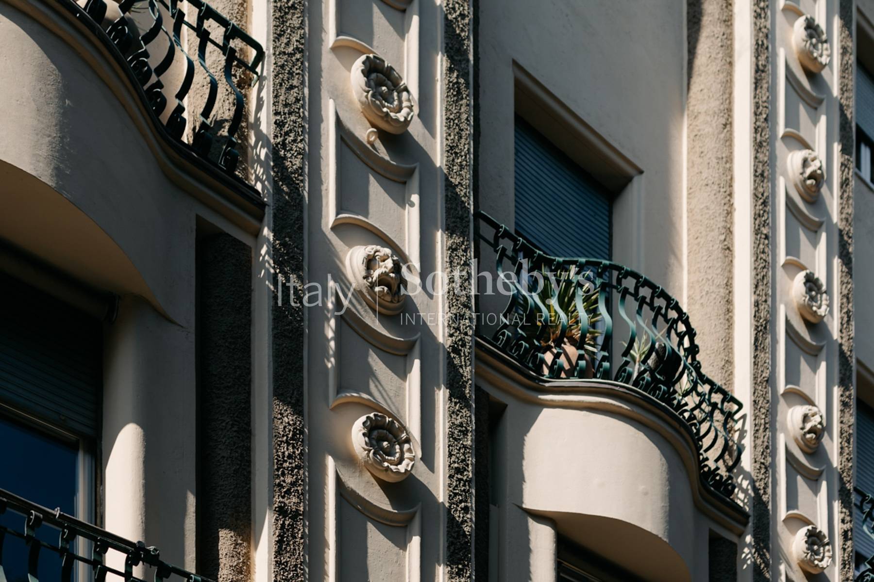  Elegant Liberty-Style Apartment on Via Monte Zebio - 物件實景