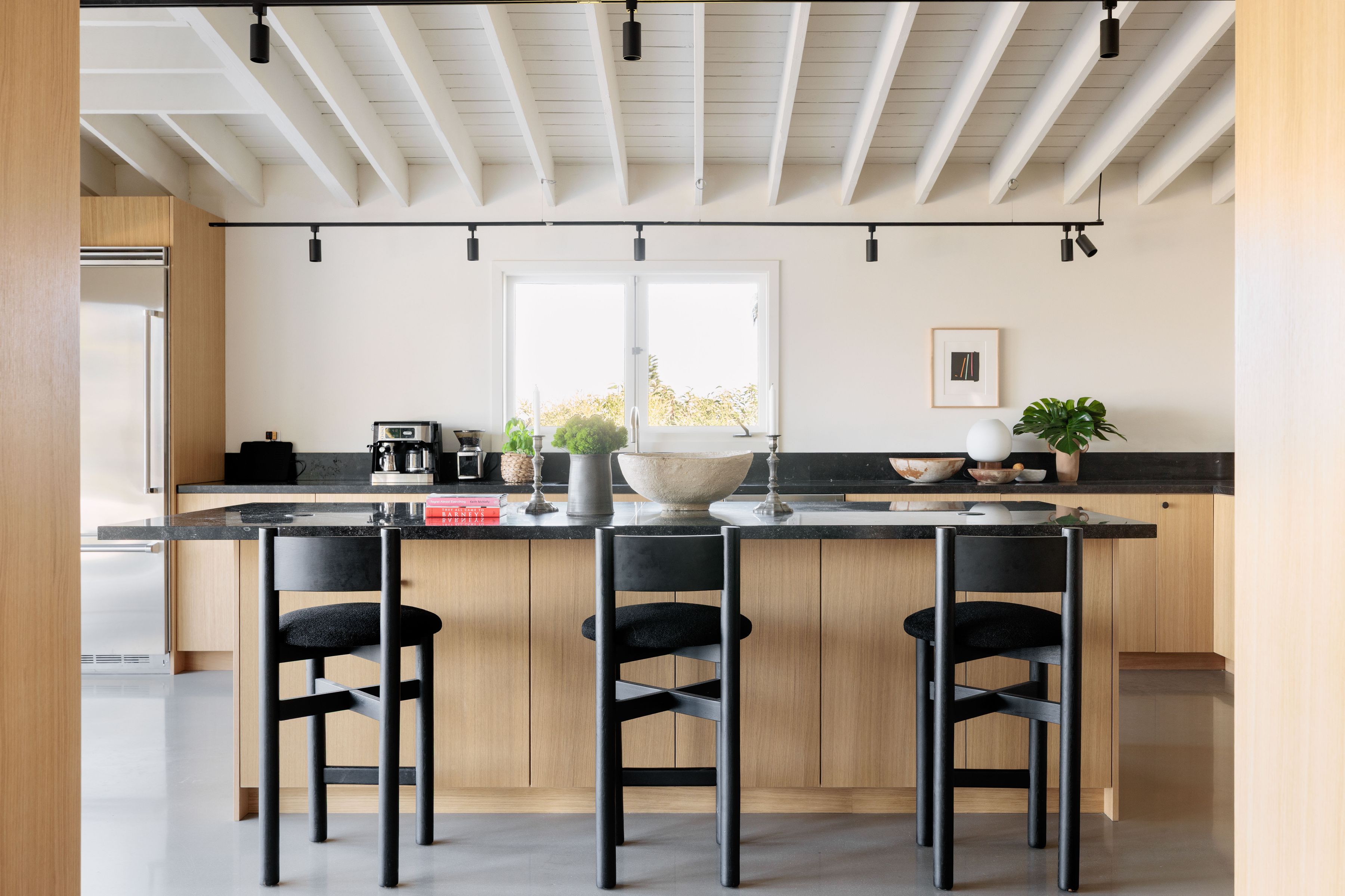  8559 Edwin Dr - 物件實景