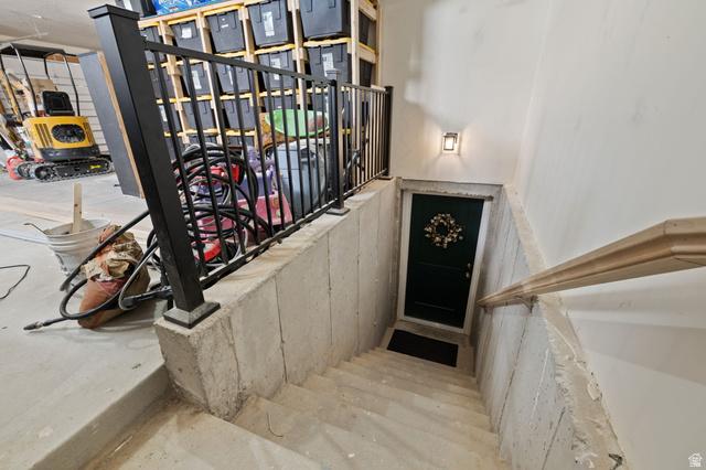 Grantsville, Utah, 84029, United States, 6 Bedrooms Bedrooms, ,4 BathroomsBathrooms,Residential,For Sale,2009662