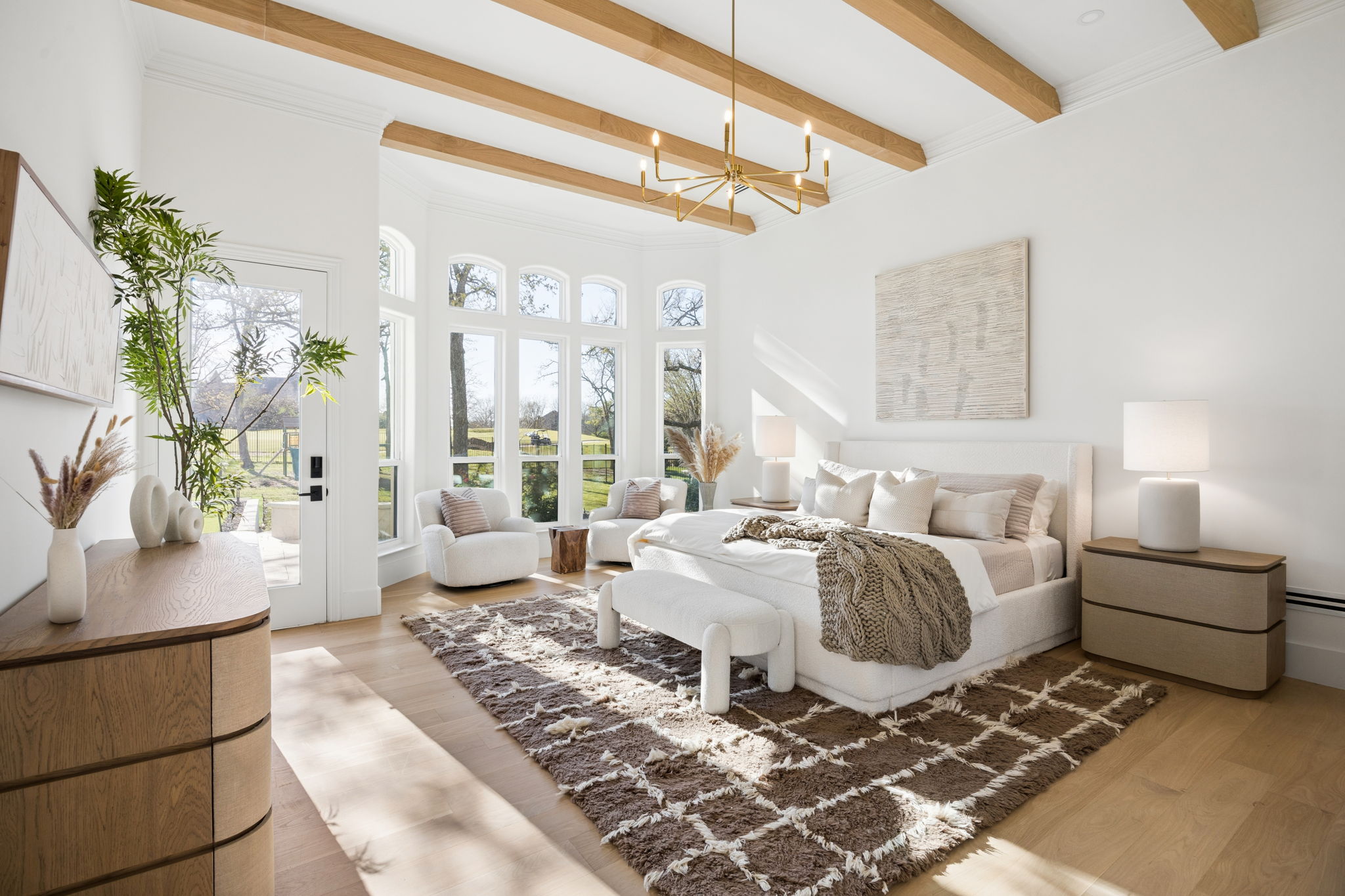  6001 Pine Valley Drive - 物件實景