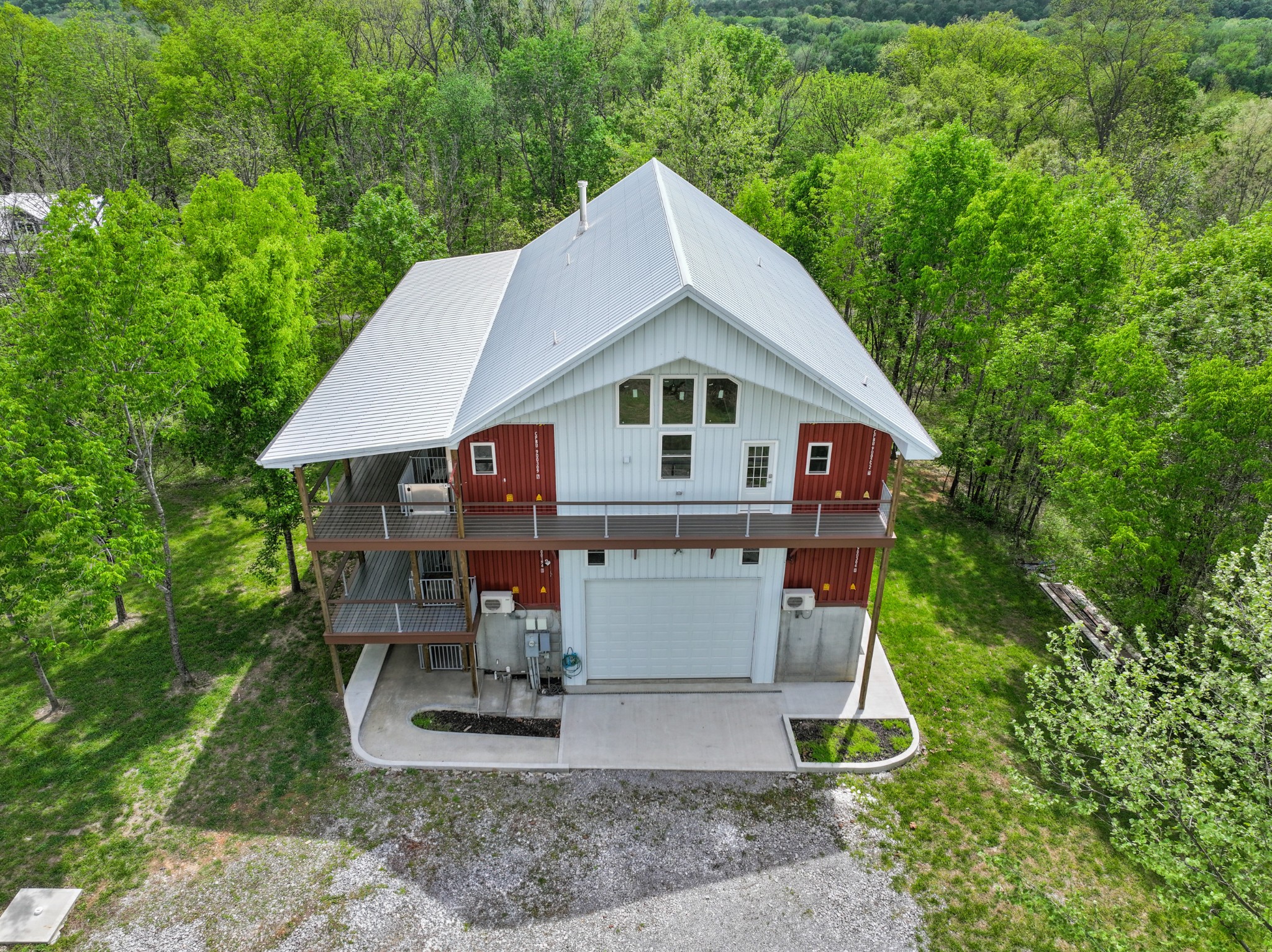 Indian Mound, Tennessee, 37079, United States, 6 Bedrooms Bedrooms, ,6 BathroomsBathrooms,Residential,For Sale,1842968