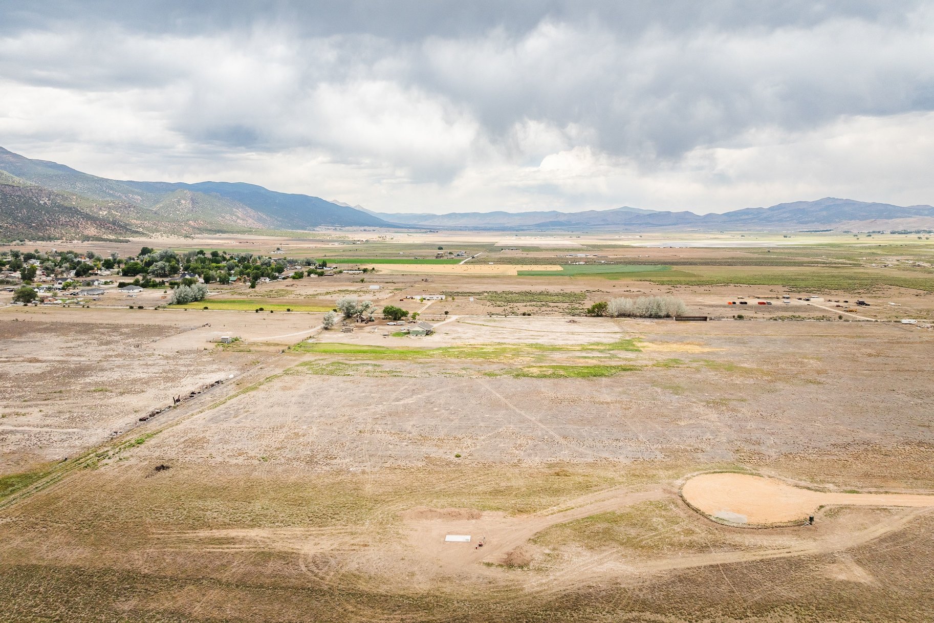  8.5-Acre Lots, No HOA, Stunning Horseshoe Mountain Views - 物件實景