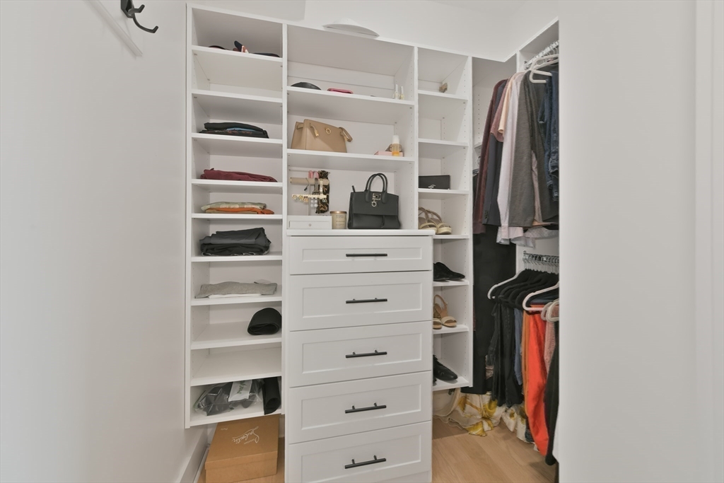 Boston, Massachusetts, 02130, United States, 2 Bedrooms Bedrooms, ,2 BathroomsBathrooms,Residential,For Sale,1941689