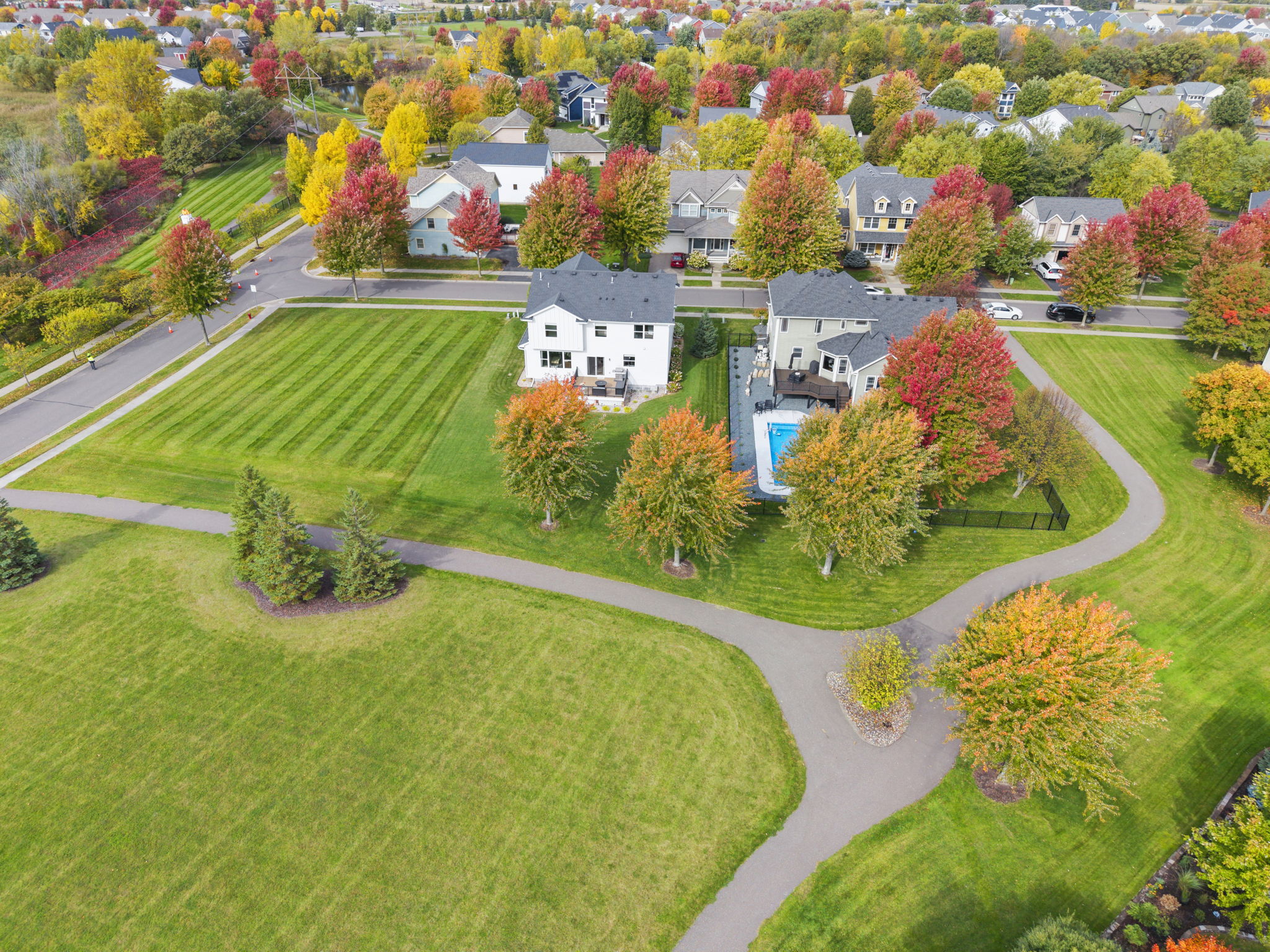  Contemporary Farmhouse Charm in Coveted Towne Lakes - 物件實景