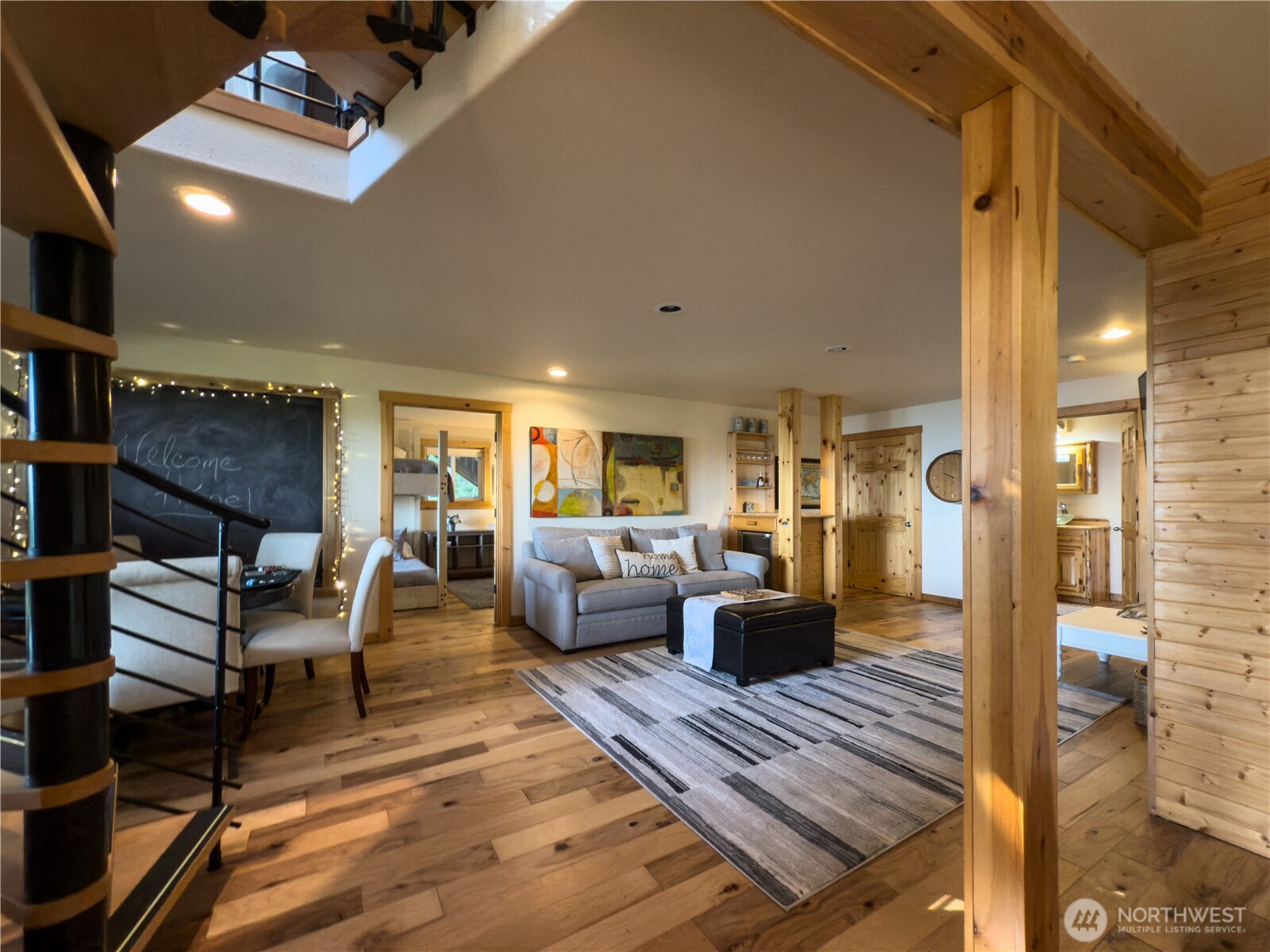 Hat Island, Washington, 98206, United States, 4 Bedrooms Bedrooms, ,2 BathroomsBathrooms,Residential,For Sale,1978388