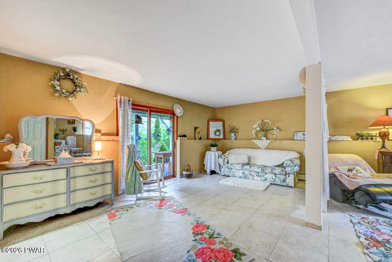 Hawley, Pennsylvania, 18428, United States, 3 Bedrooms Bedrooms, ,3 BathroomsBathrooms,Residential,For Sale,2045204