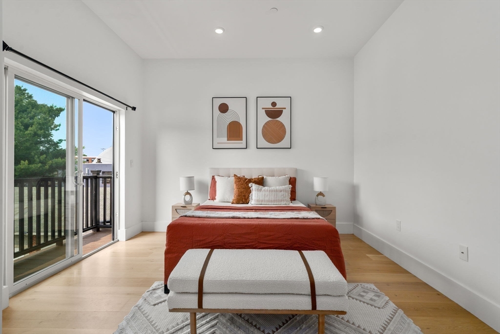 Somerville, Massachusetts, 02145, United States, 5 Bedrooms Bedrooms, ,5 BathroomsBathrooms,Residential,For Sale,1849882