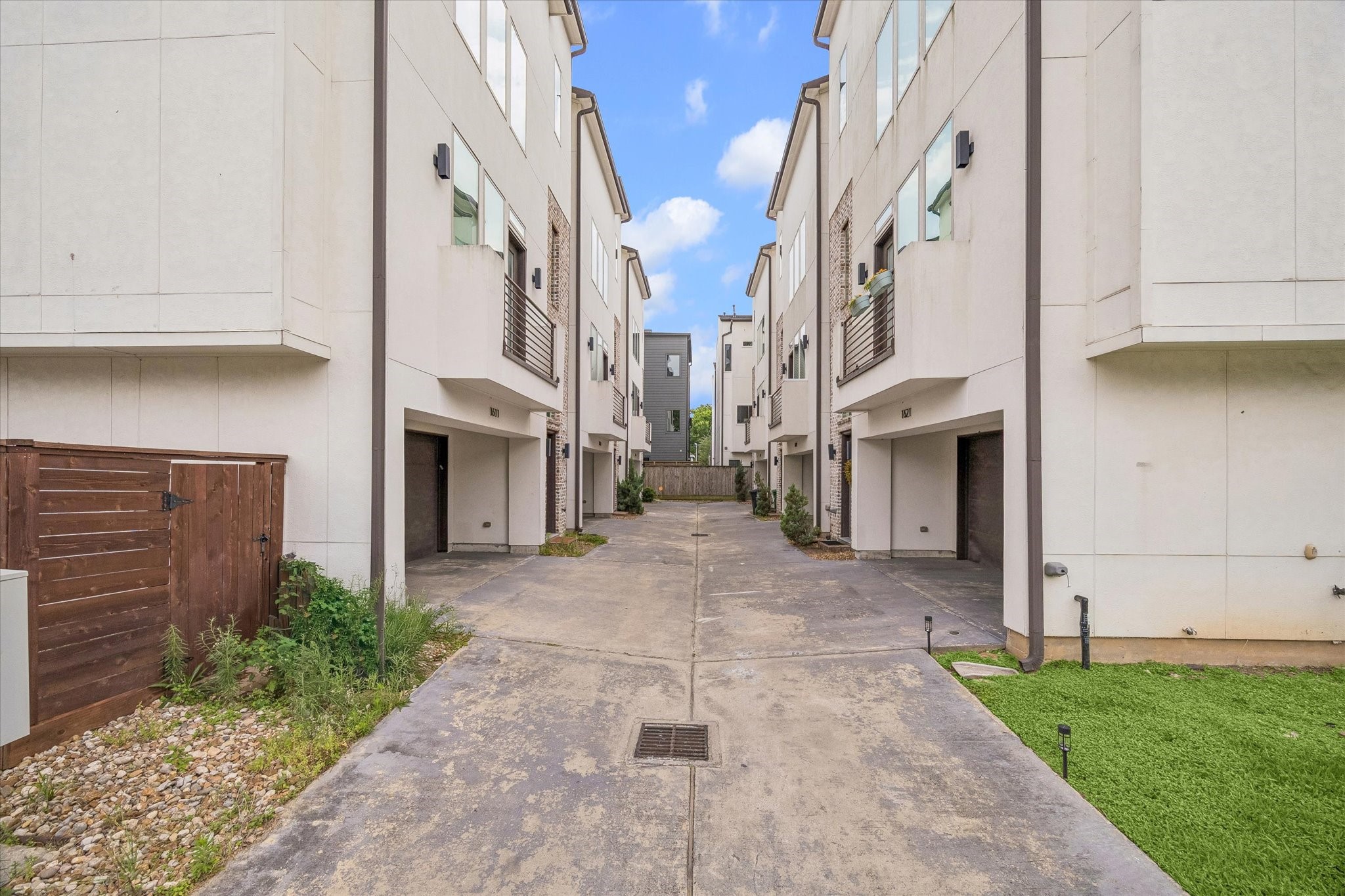  1617 Crockett Street - 物件實景