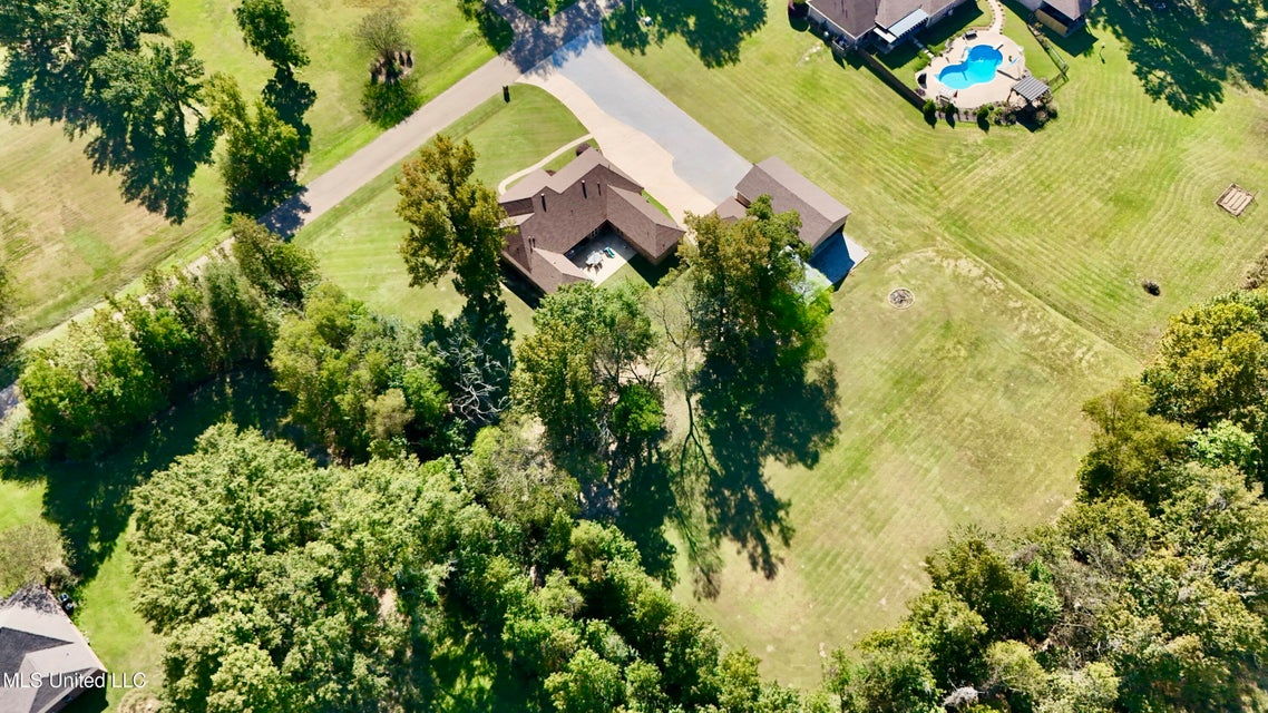 Clinton, Mississippi, 39056, United States, 4 Bedrooms Bedrooms, ,3 BathroomsBathrooms,Residential,For Sale,1998681