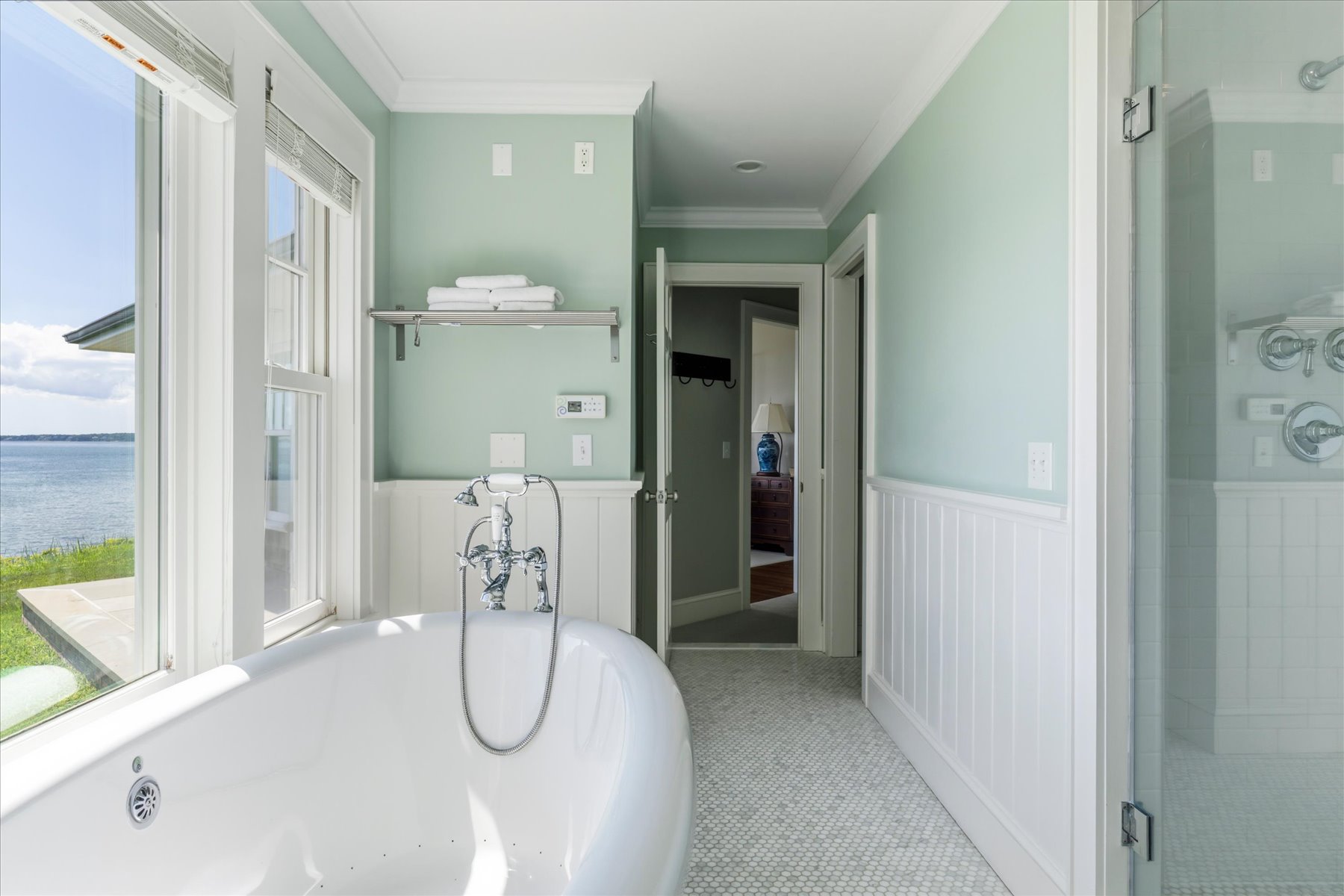  920 Cedar Point Drive E, Southold, NY, 11971 - 物件實景