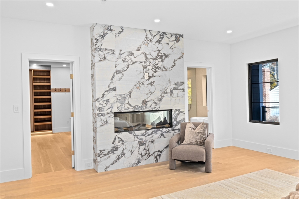 Newton, Massachusetts, 02461, United States, 7 Bedrooms Bedrooms, ,8 BathroomsBathrooms,Residential,For Sale,1995723